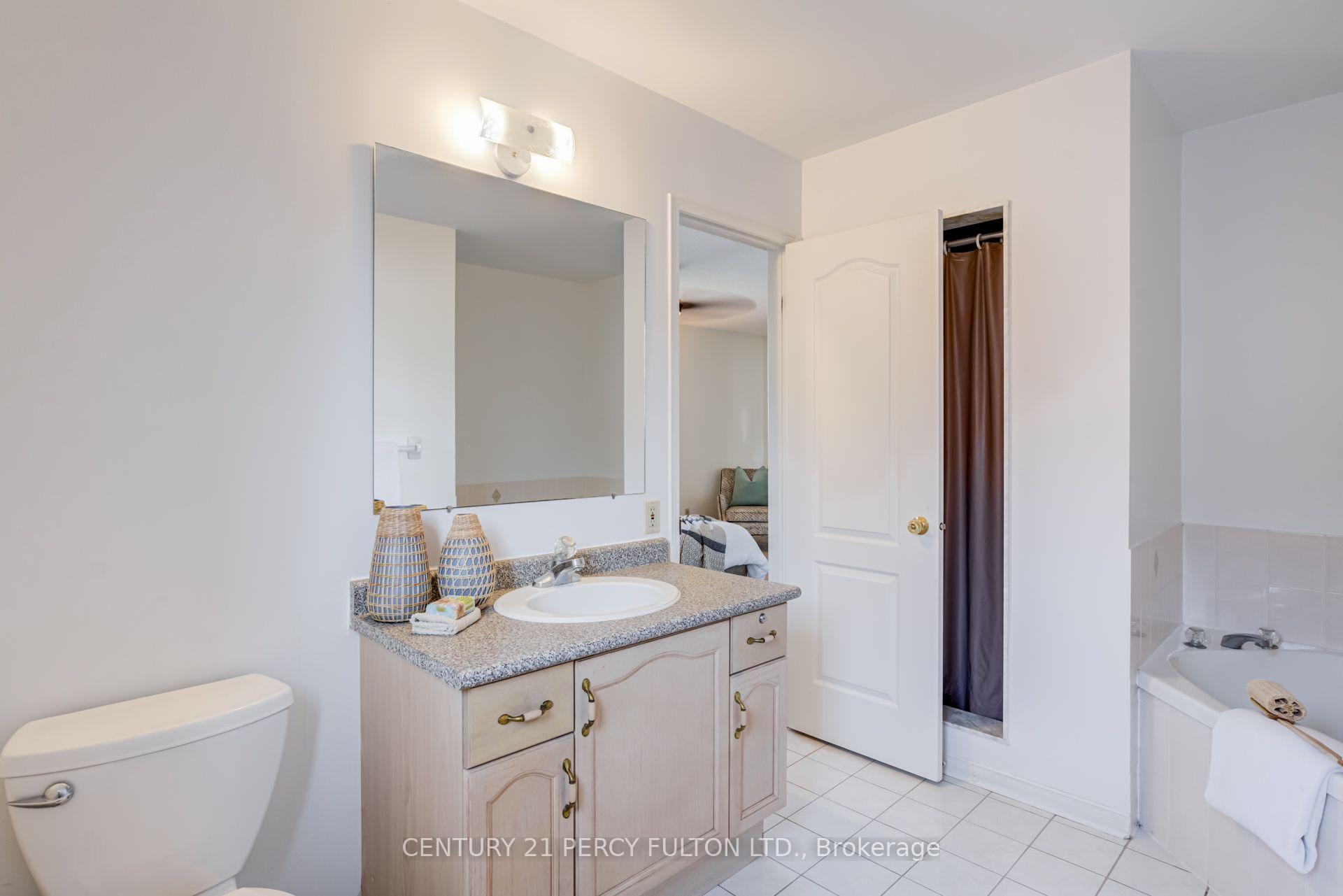 Photo 25 of 199 Fallingbrook Street, Whitby, Pringle Creek — HOMEH