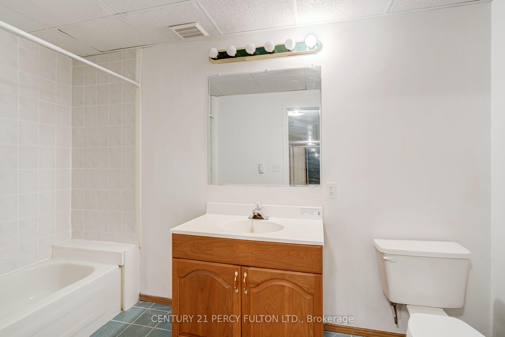 Photo 39 of 199 Fallingbrook Street, Whitby, Pringle Creek — HOMEH