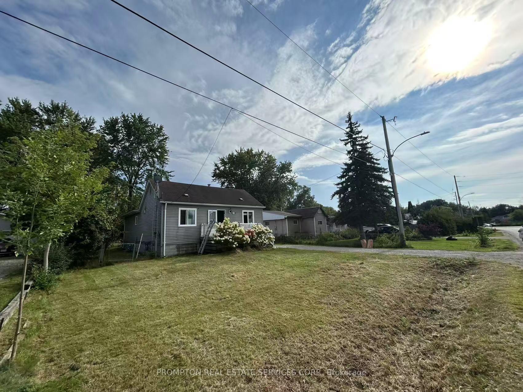 Photo 1 of 377 Walter Drive, Georgina, Keswick South — HOMEH