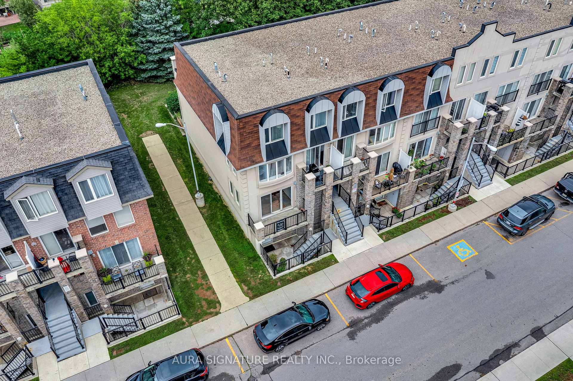 Photo 2 of Unit 2142, 105 George Appleton Way, North York, Downsview-Roding-CFB — HOMEH