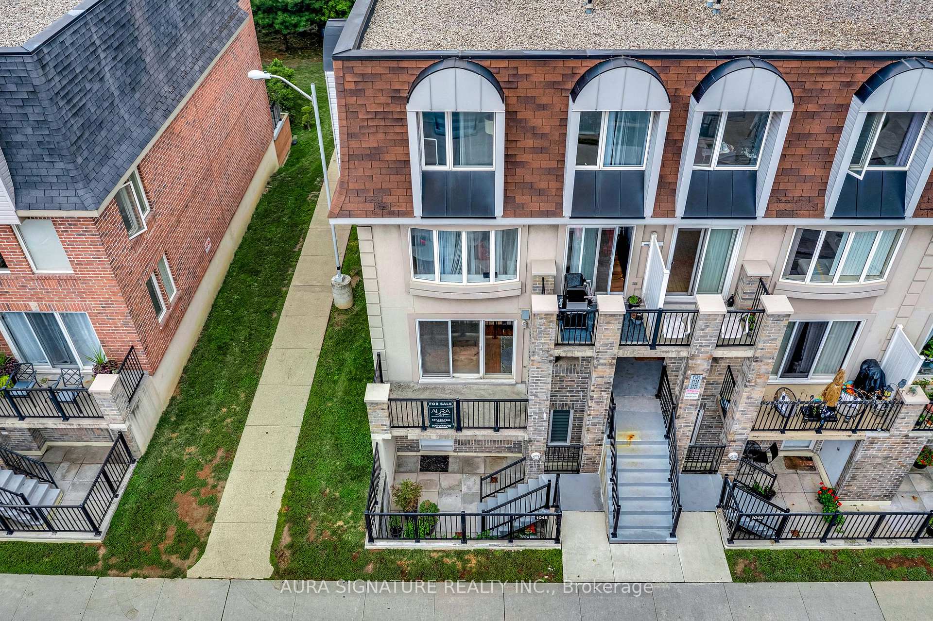 Photo 3 of Unit 2142, 105 George Appleton Way, North York, Downsview-Roding-CFB — HOMEH