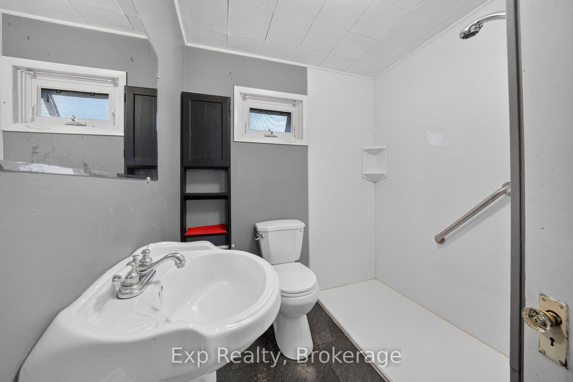 Photo 9 of 20 Richard Street, Quinte West, Trenton Ward — HOMEH