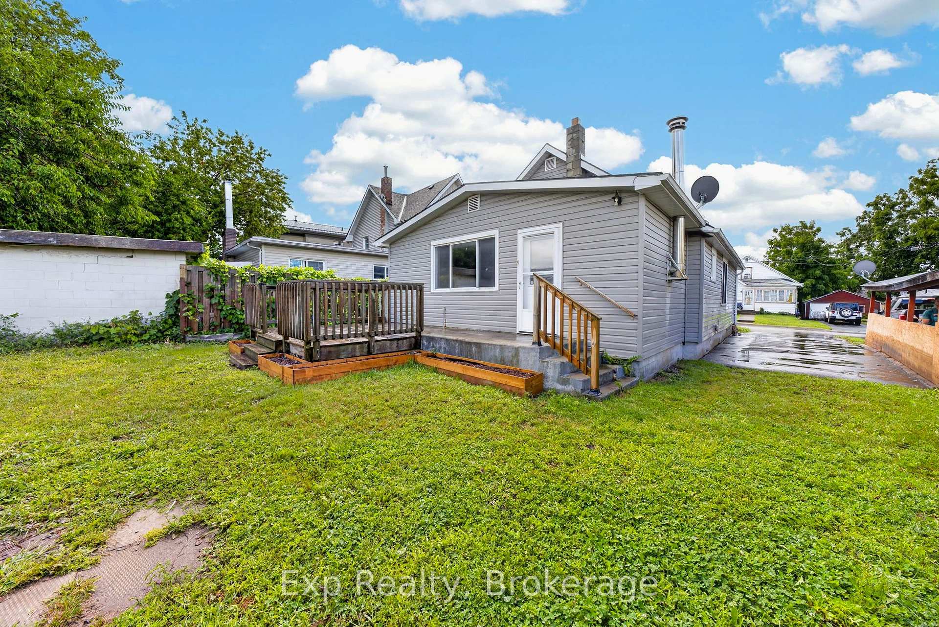 Photo 21 of 20 Richard Street, Quinte West, Trenton Ward — HOMEH