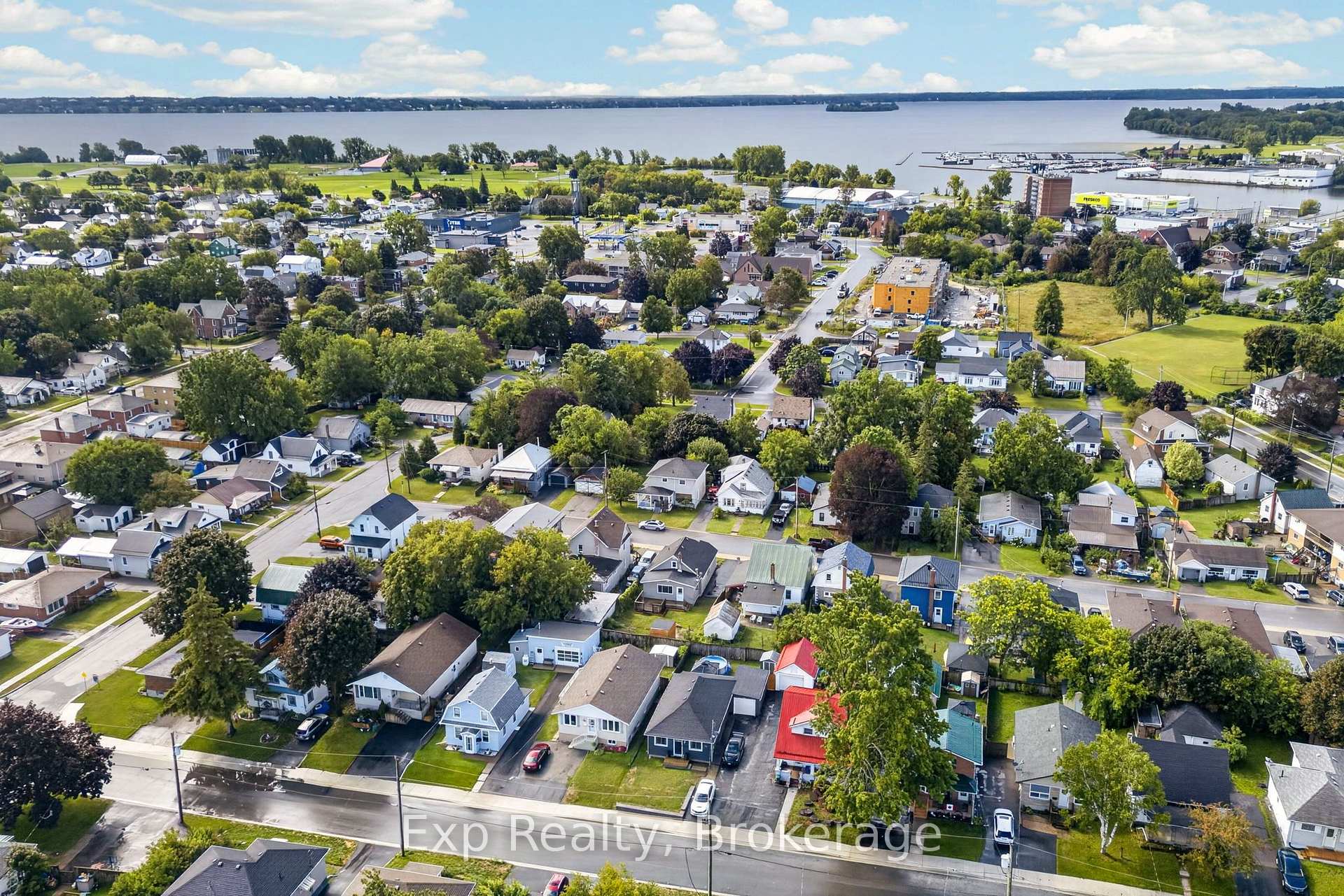 Photo 22 of 20 Richard Street, Quinte West, Trenton Ward — HOMEH