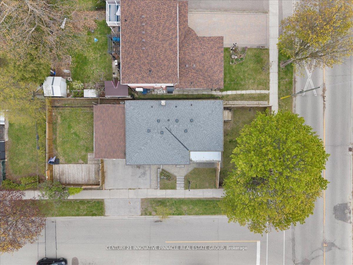 Photo 18 of Unit Bsmt, 1 Judhaven Road, Etobicoke, Thistletown-Beaumonde Heights — HOMEH