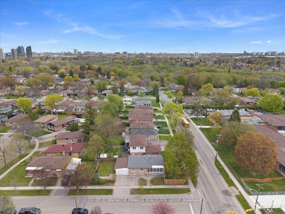 Photo 19 of Unit Bsmt, 1 Judhaven Road, Etobicoke, Thistletown-Beaumonde Heights — HOMEH