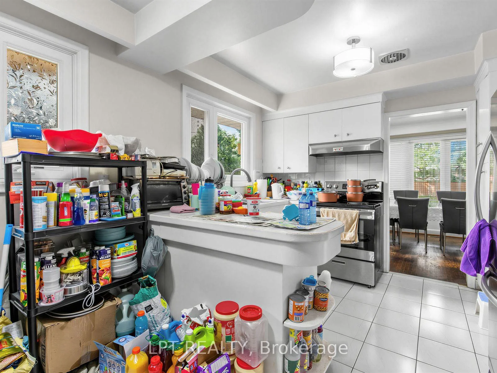 Photo 8 of 27 Kingsview Boulevard, Etobicoke, Kingsview Village-The Westway — HOMEH