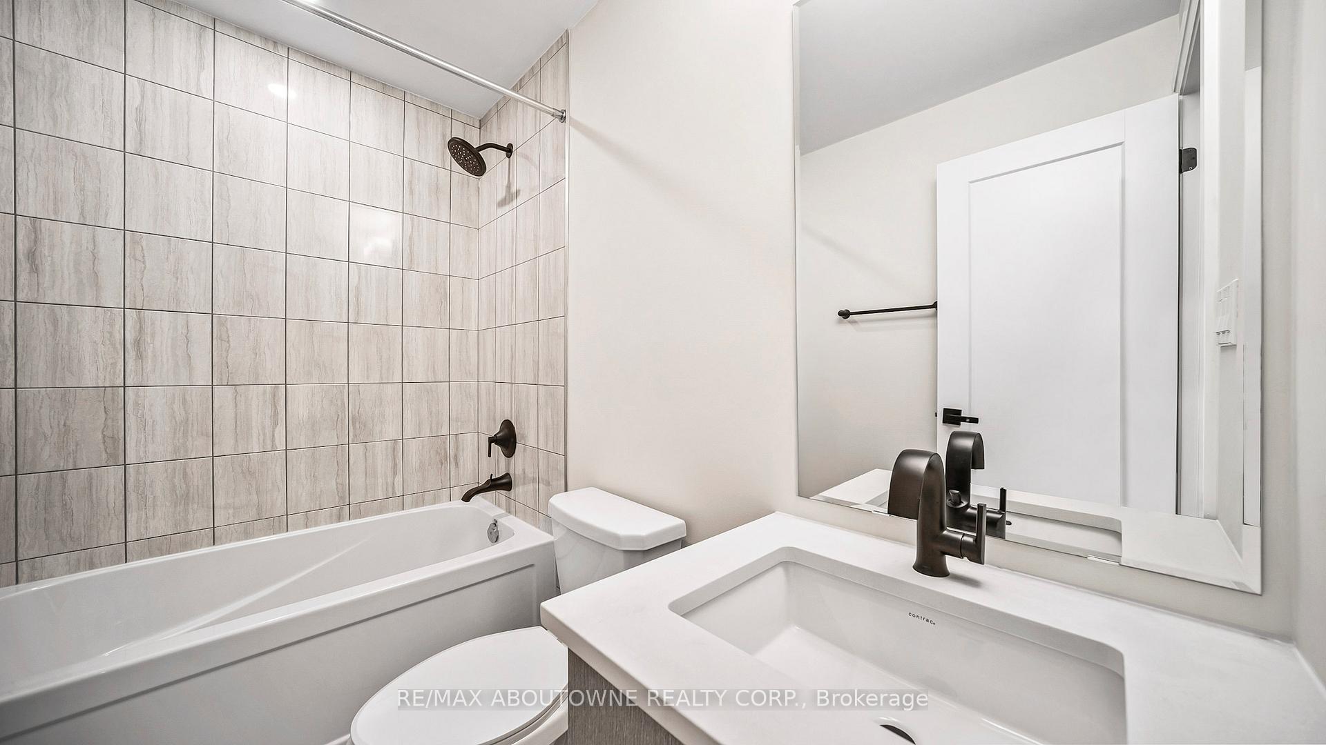 Photo 32 of 102 Settlers Road E, Oakville, Glenorchy — HOMEH