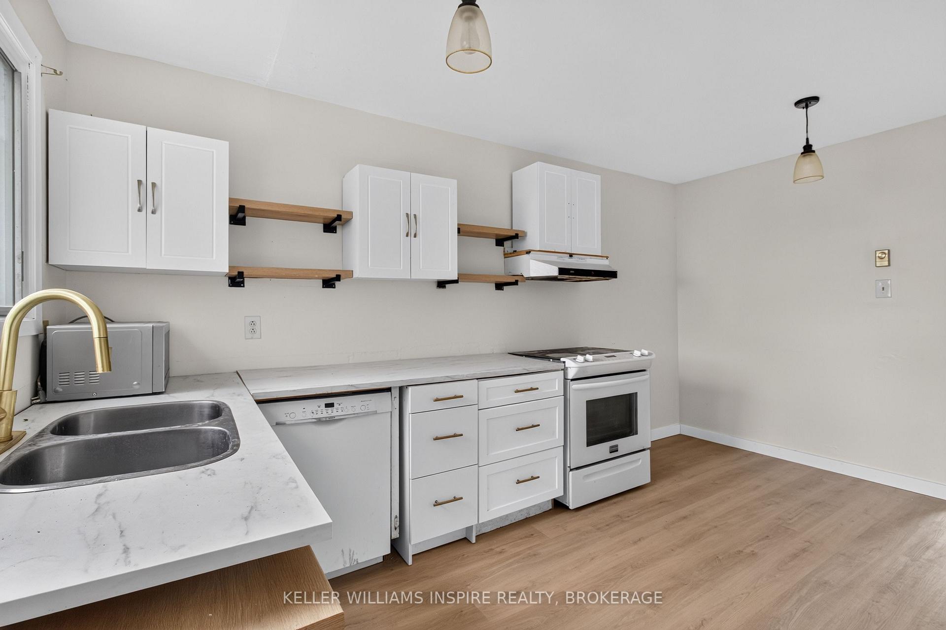 Photo 12 of 776 Grouse Crescent, Kingston, North of Taylor-Kidd Blvd — HOMEH