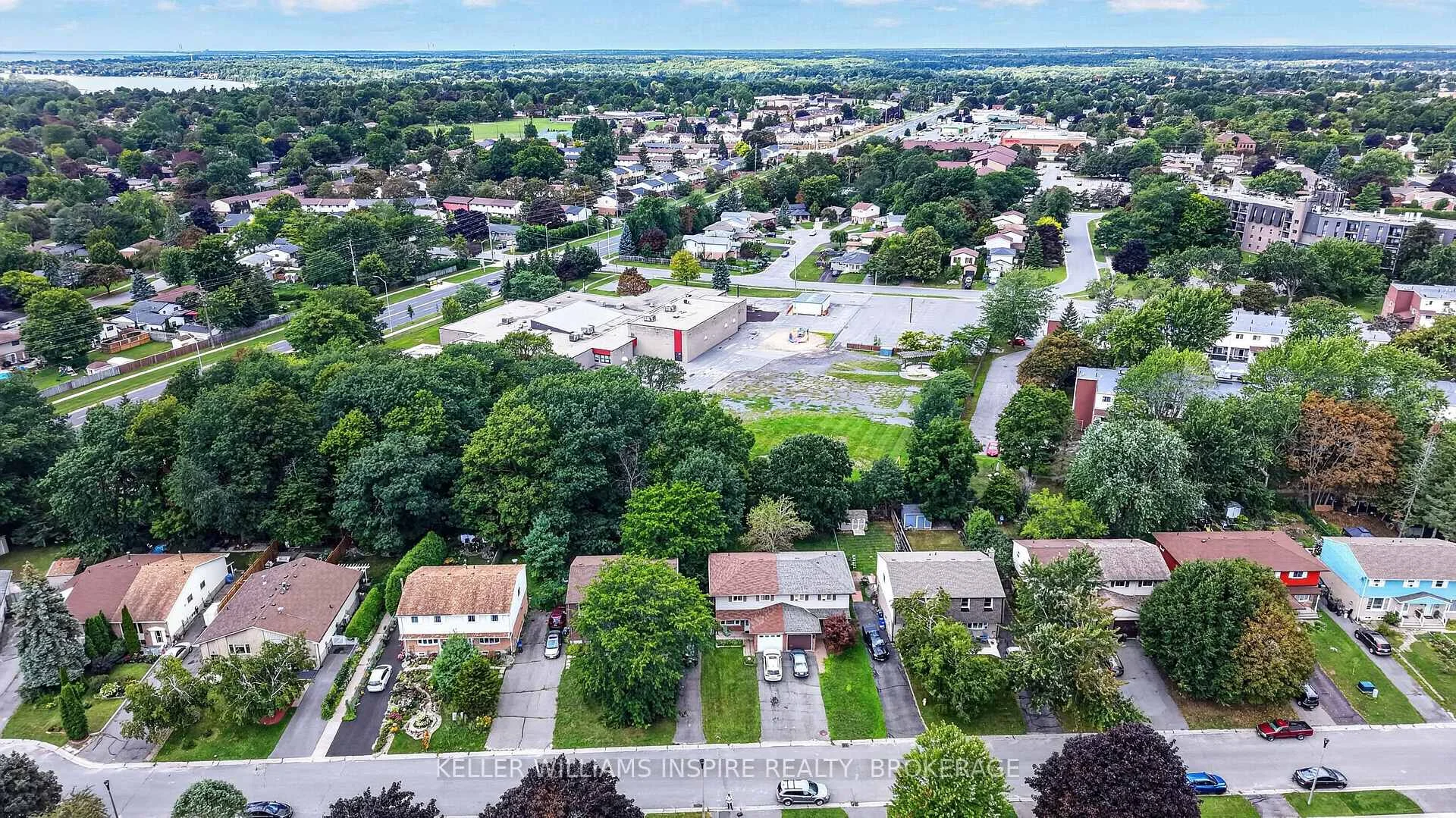 Photo 2 of 776 Grouse Crescent, Kingston, North of Taylor-Kidd Blvd — HOMEH