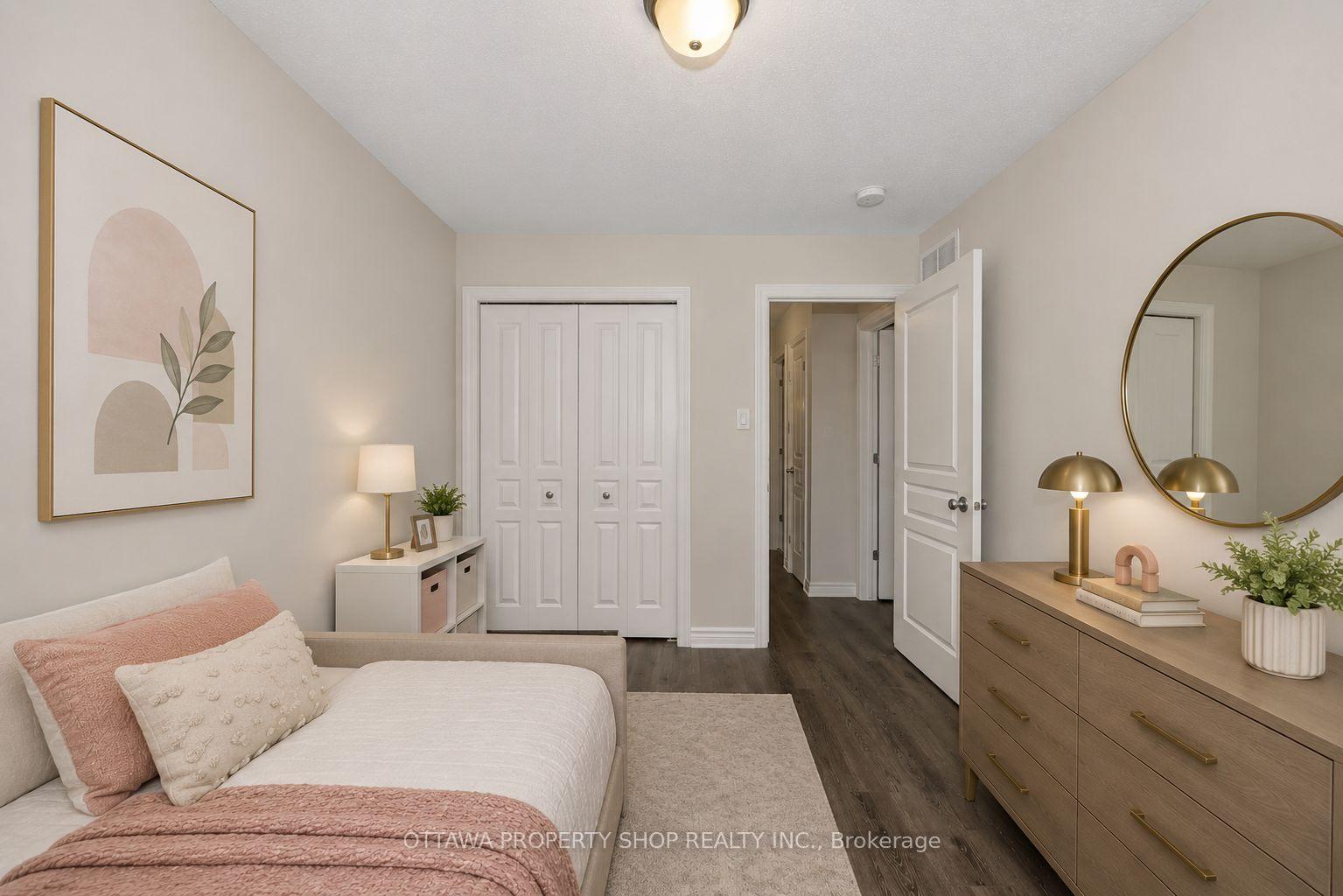 Photo 22 of 393 Livery Street, Ottawa, Kanata - Emerald Meadows/Trailwest — HOMEH