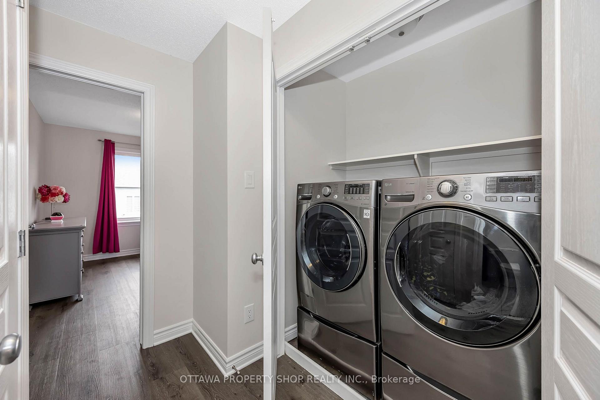 Photo 27 of 393 Livery Street, Ottawa, Kanata - Emerald Meadows/Trailwest — HOMEH