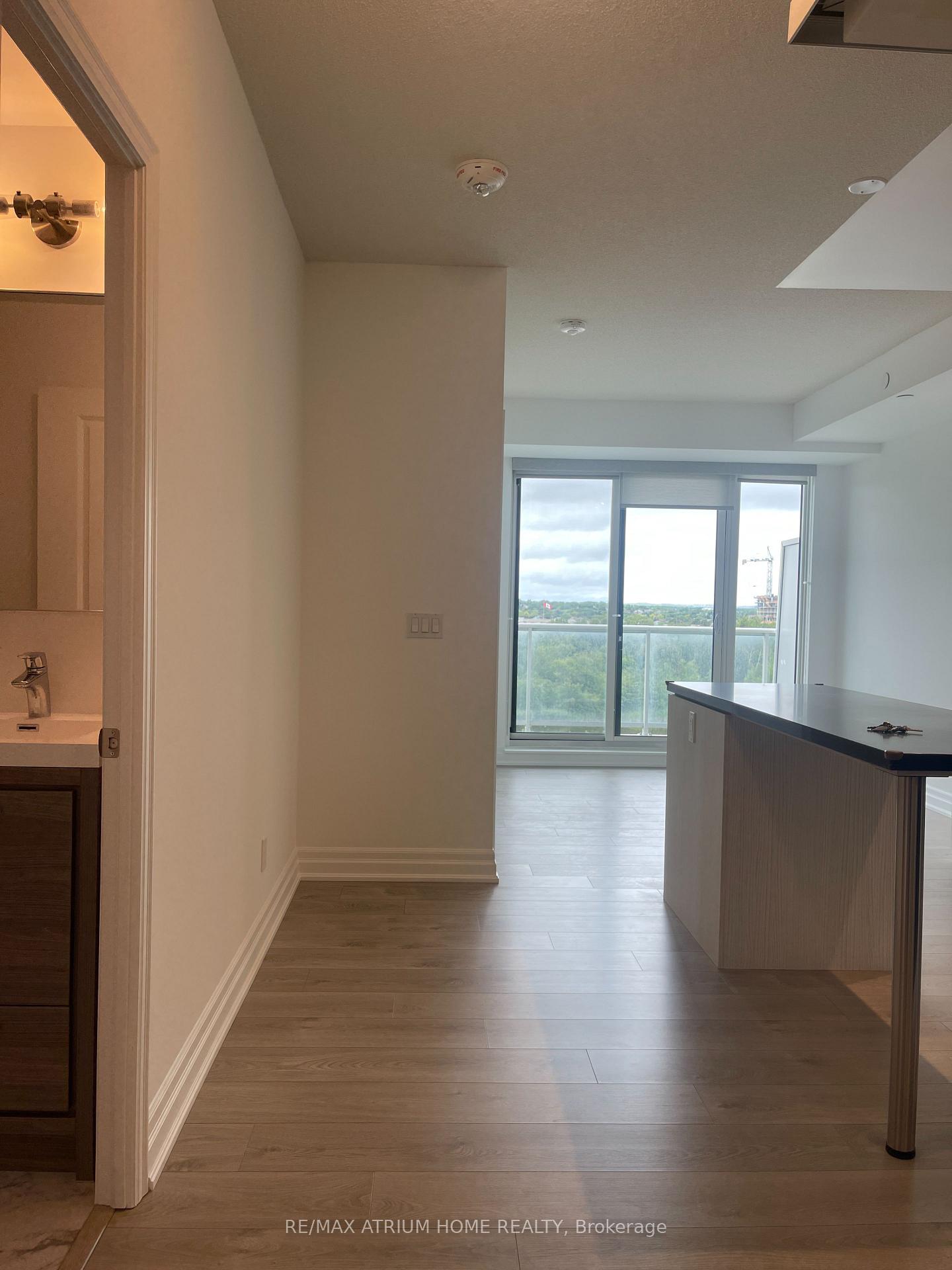Photo 5 of Unit 601, 18 Rouge Valley Drive W, Markham, Unionville — HOMEH