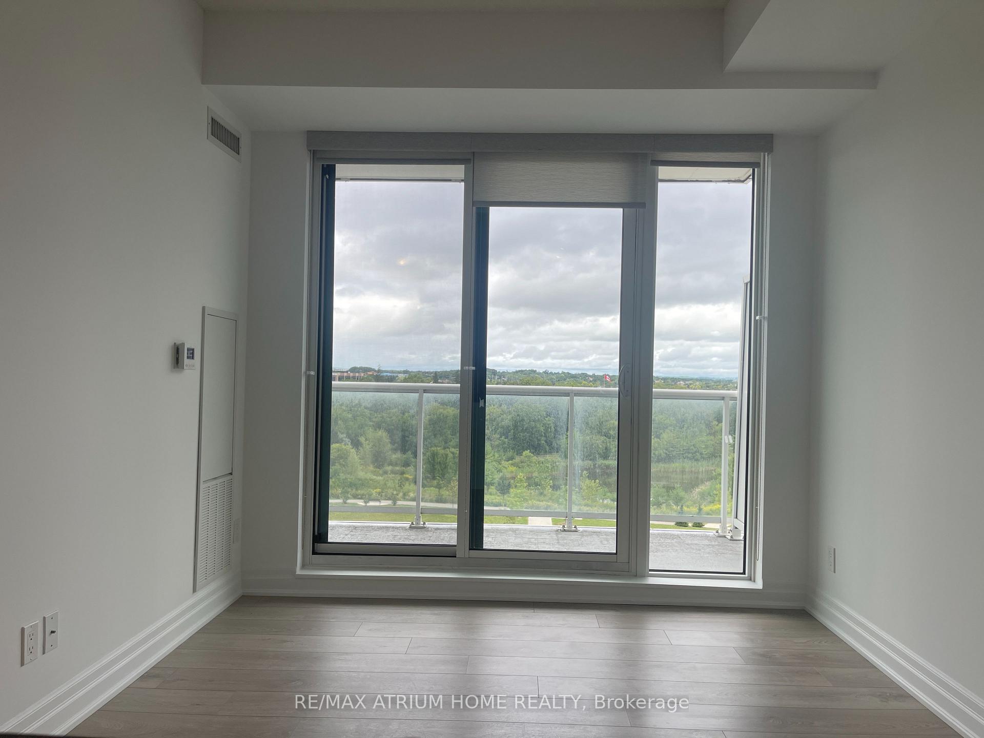 Photo 6 of Unit 601, 18 Rouge Valley Drive W, Markham, Unionville — HOMEH