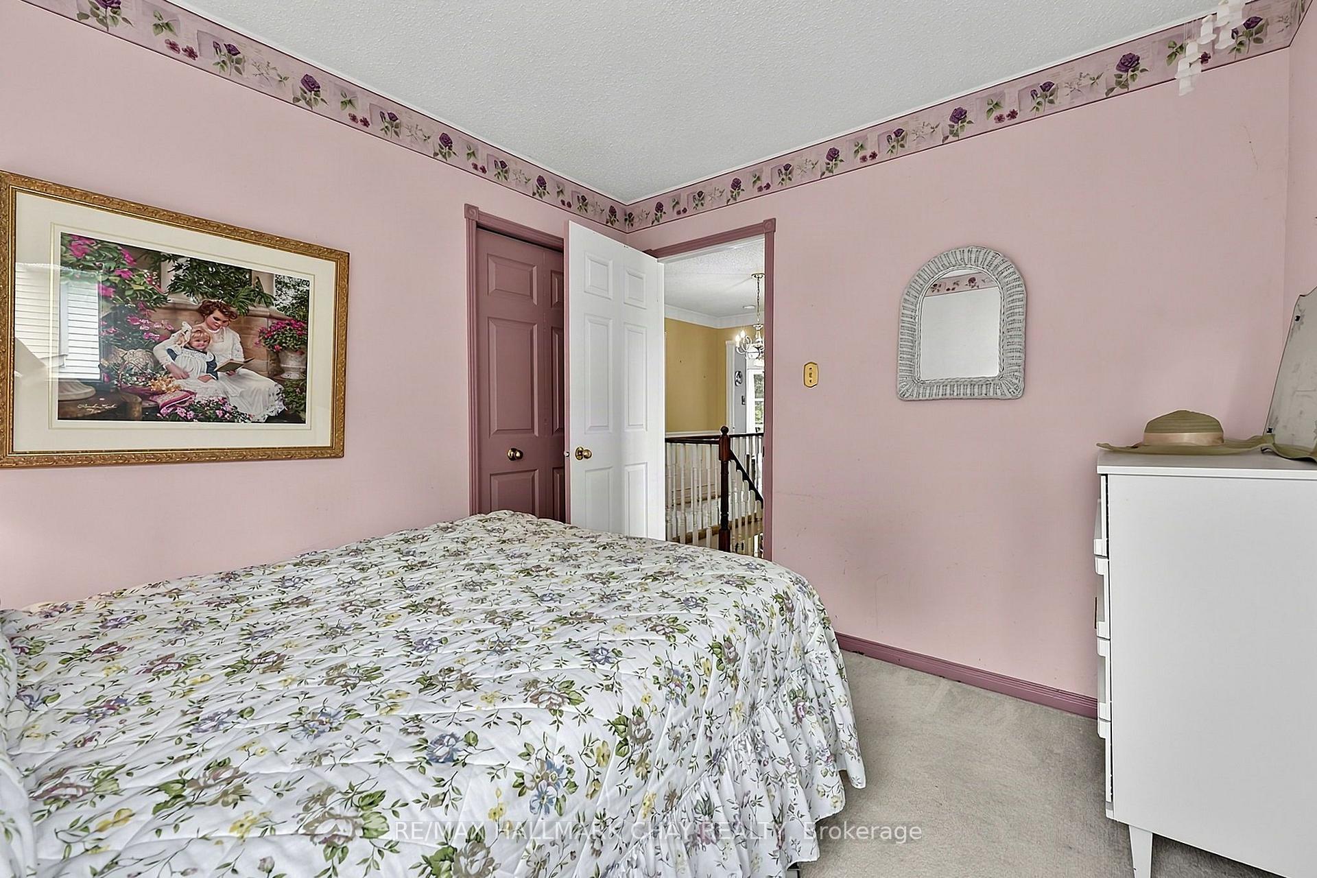 Photo 23 of 1034 Linden Street, Innisfil, Alcona — HOMEH