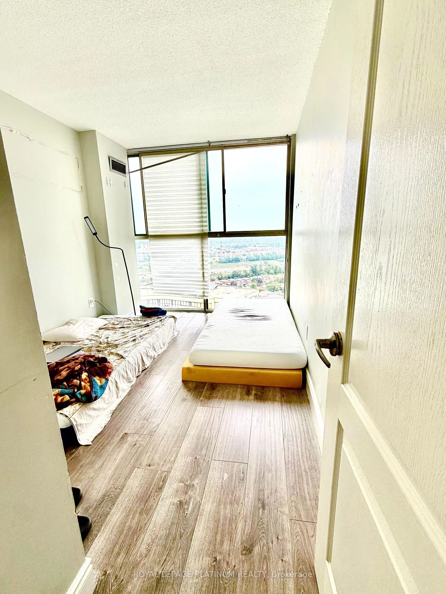Photo 11 of Unit Ph#5, 4205 Shipp Drive, Mississauga, City Centre — HOMEH