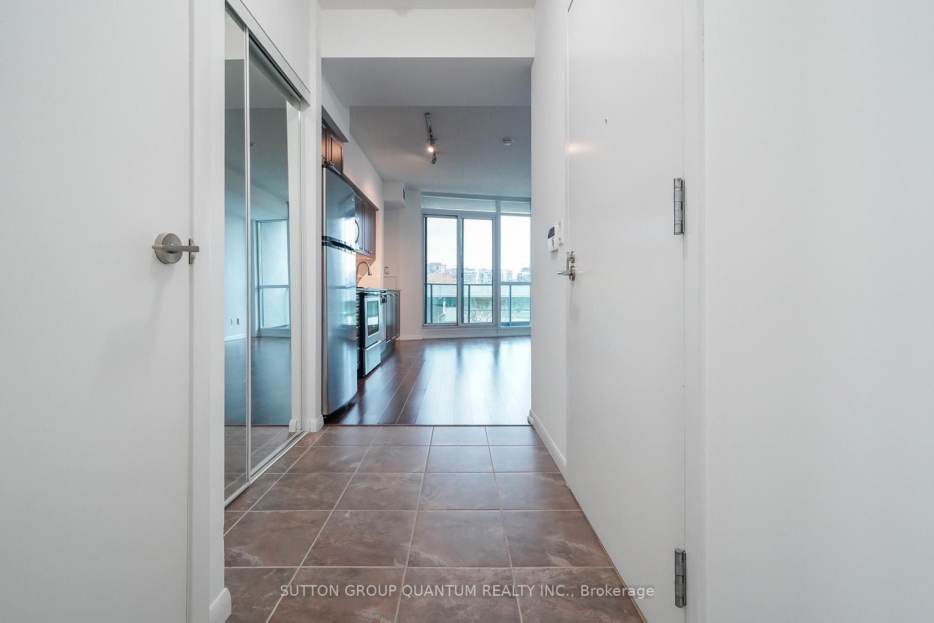 Photo 2 of Unit 773, 209 Fort York Boulevard, Toronto, Niagara — HOMEH