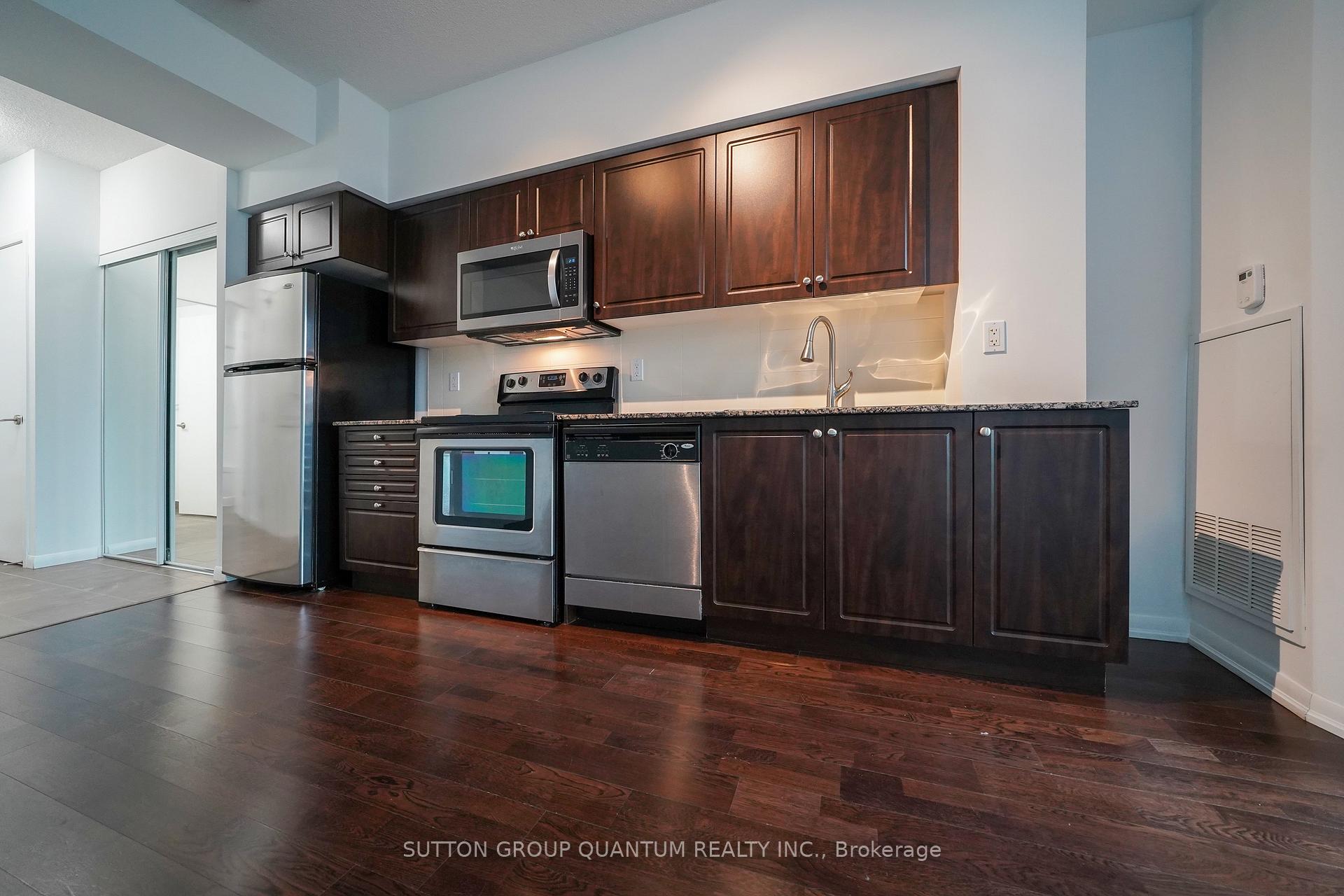 Photo 5 of Unit 773, 209 Fort York Boulevard, Toronto, Niagara — HOMEH