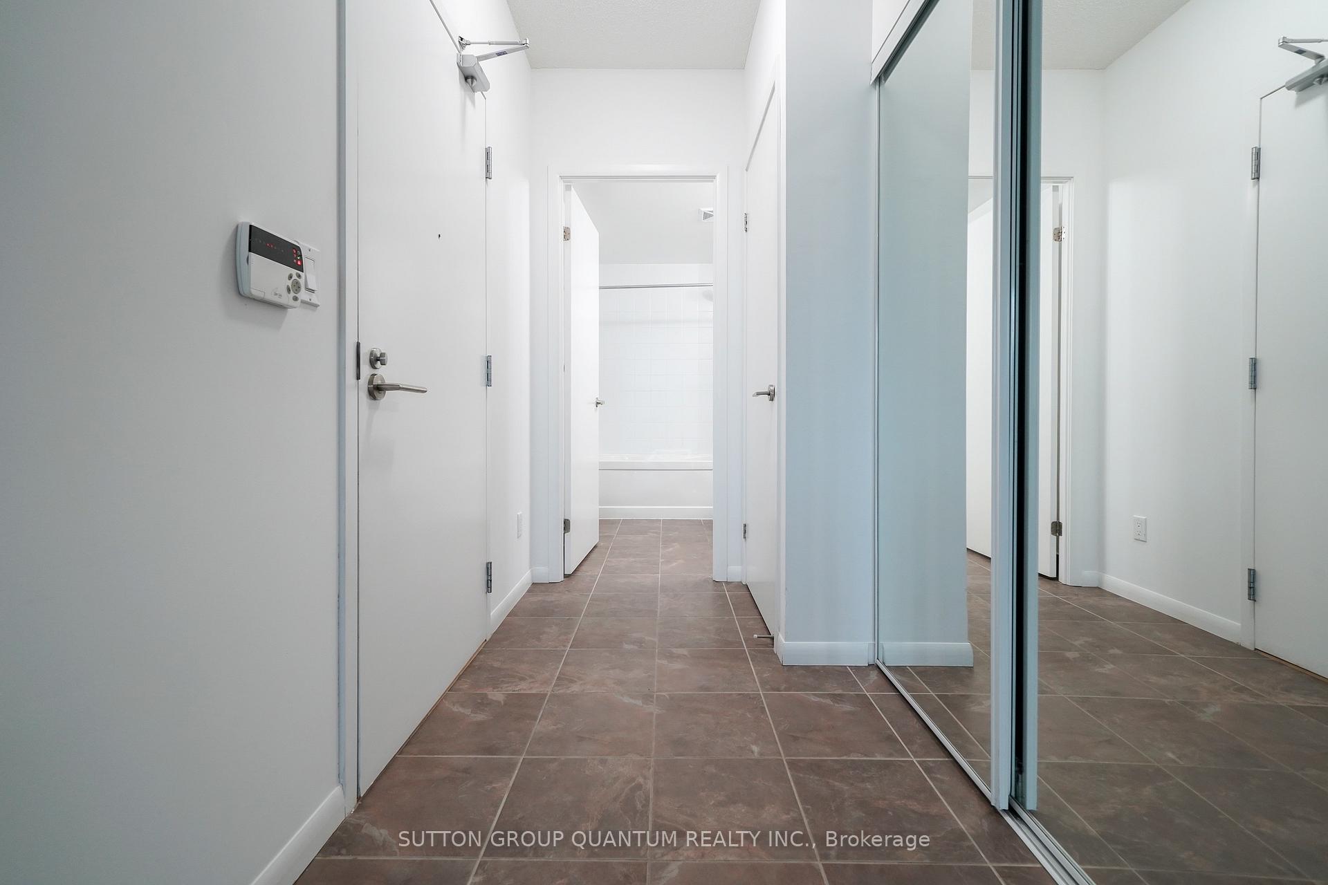 Photo 9 of Unit 773, 209 Fort York Boulevard, Toronto, Niagara — HOMEH