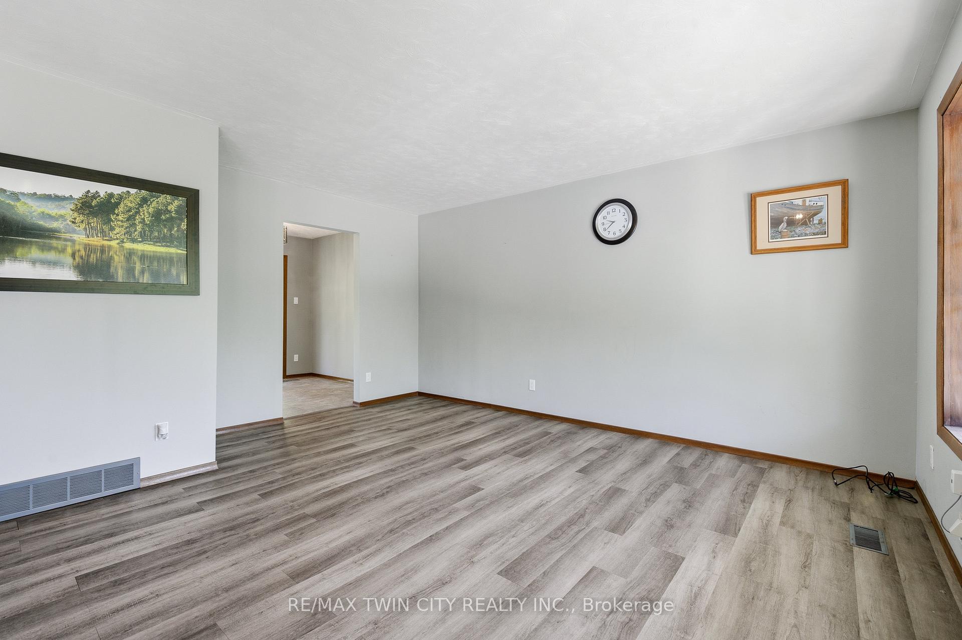 Photo 9 of 1621 Morrison Road, Cambridge, Little's Corners — HOMEH