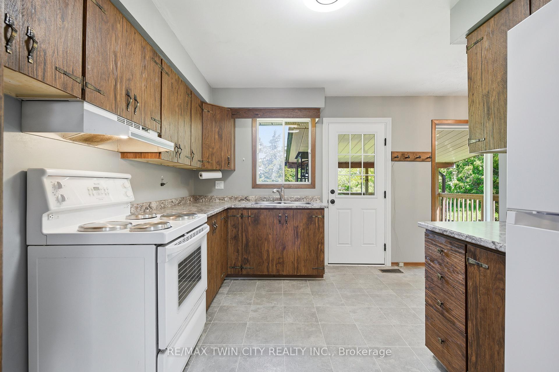 Photo 13 of 1621 Morrison Road, Cambridge, Little's Corners — HOMEH