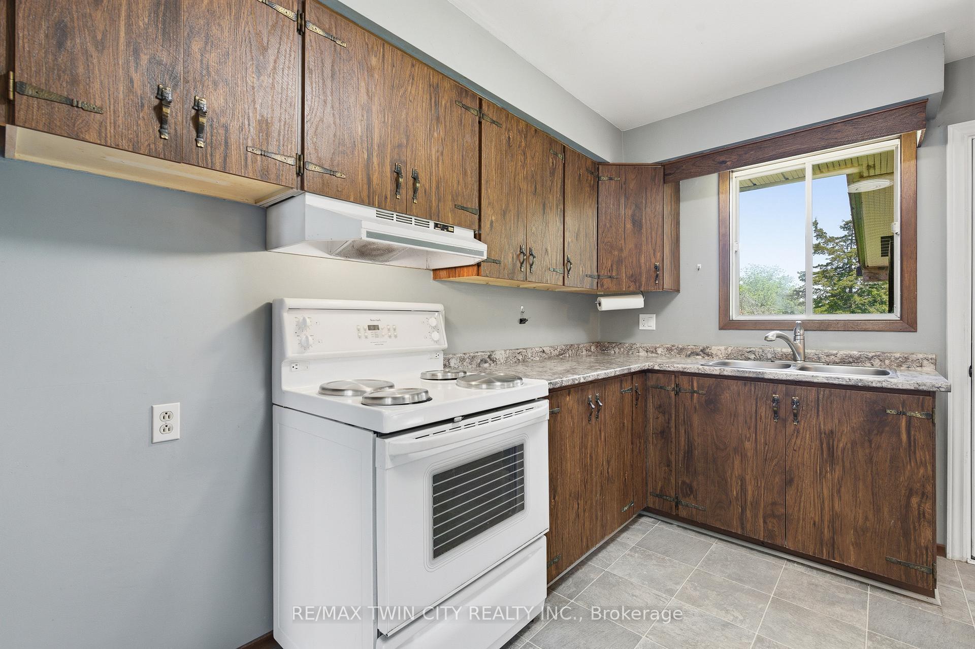Photo 14 of 1621 Morrison Road, Cambridge, Little's Corners — HOMEH