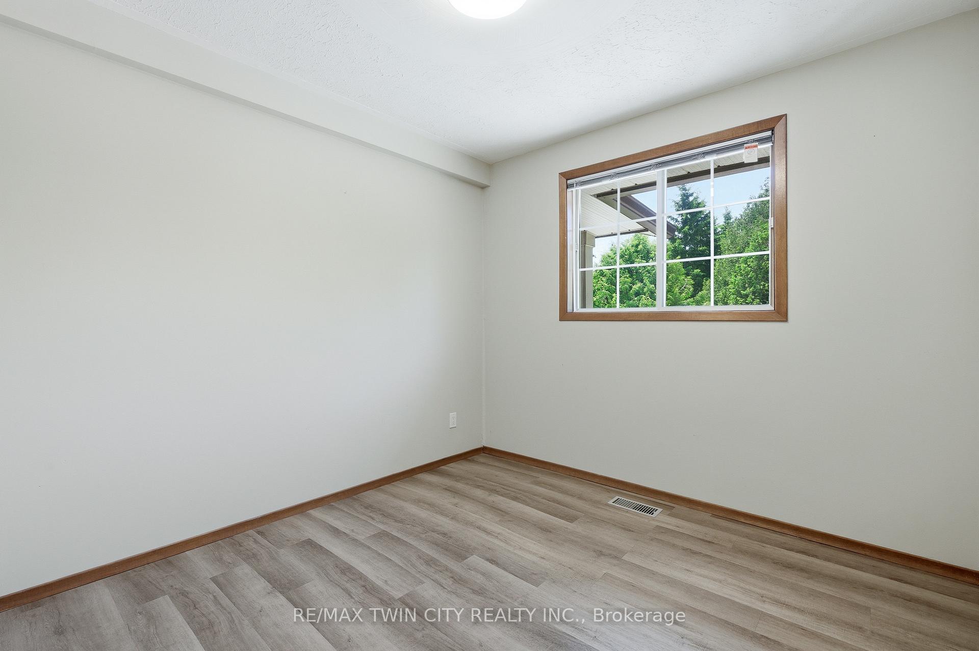 Photo 25 of 1621 Morrison Road, Cambridge, Little's Corners — HOMEH