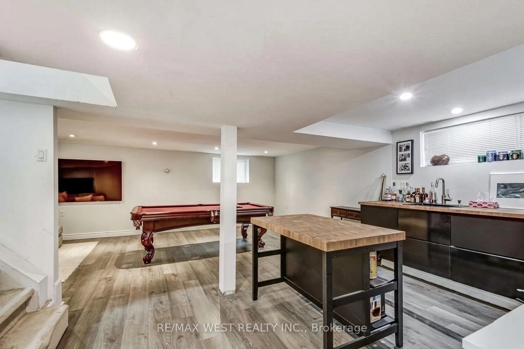 Photo 22 of 5 Wendover Road, Etobicoke, Kingsway South — HOMEH