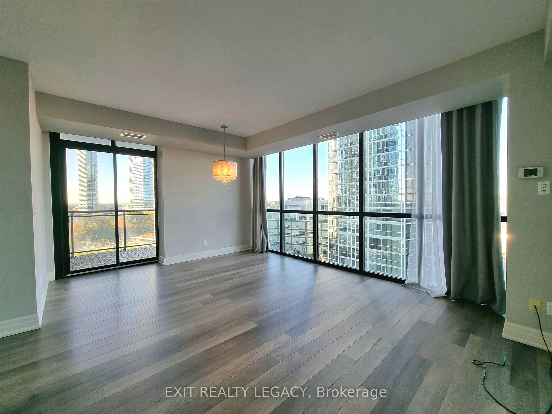Photo 1 of Unit 808, 2900 Highway 7, Vaughan, Concord — HOMEH