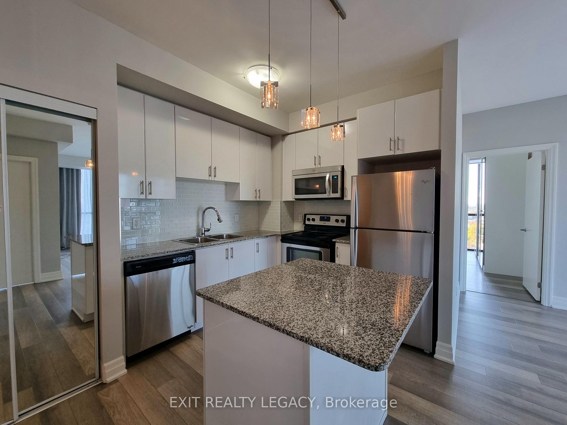 Photo 5 of Unit 808, 2900 Highway 7, Vaughan, Concord — HOMEH