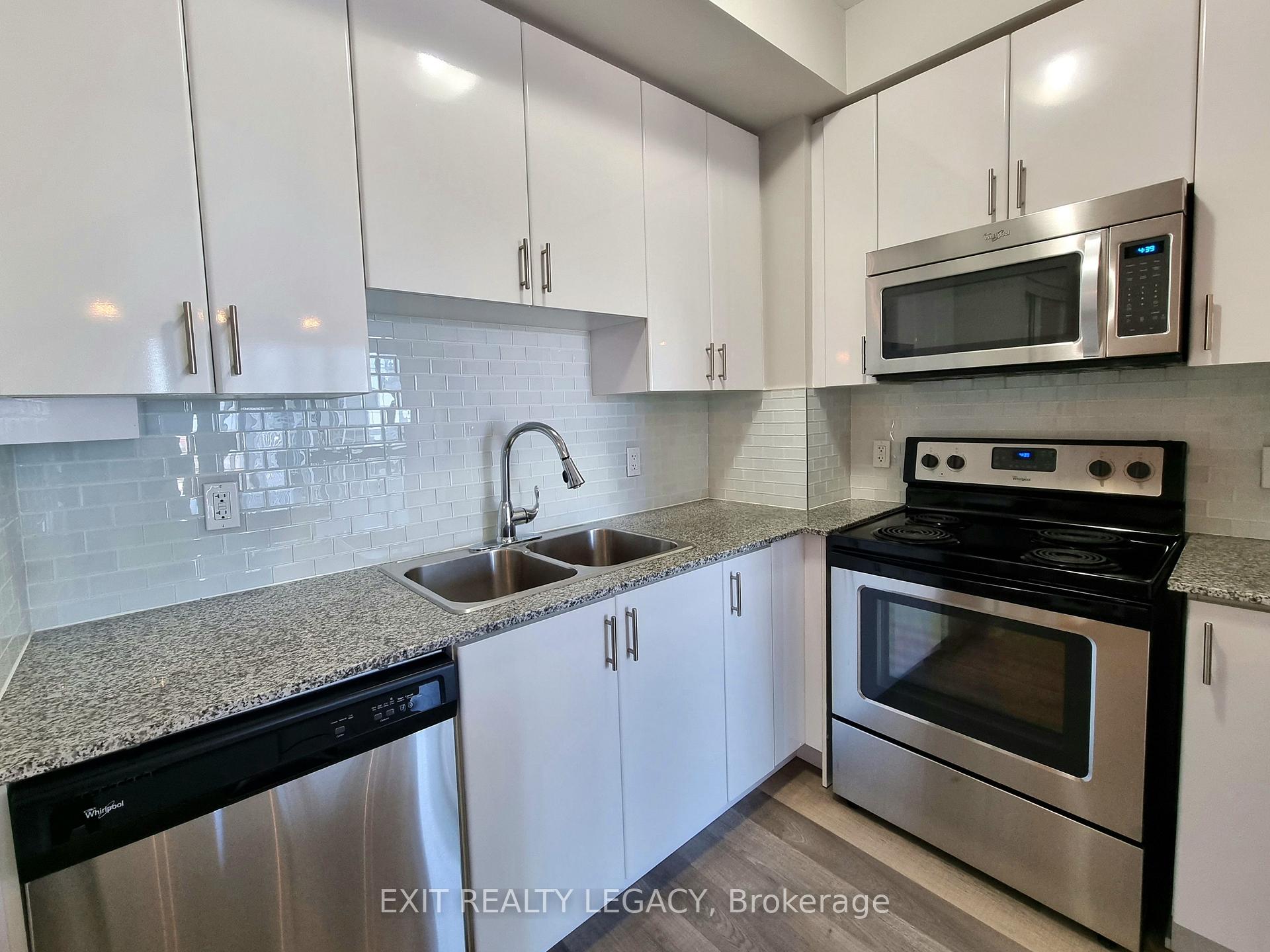 Photo 8 of Unit 808, 2900 Highway 7, Vaughan, Concord — HOMEH