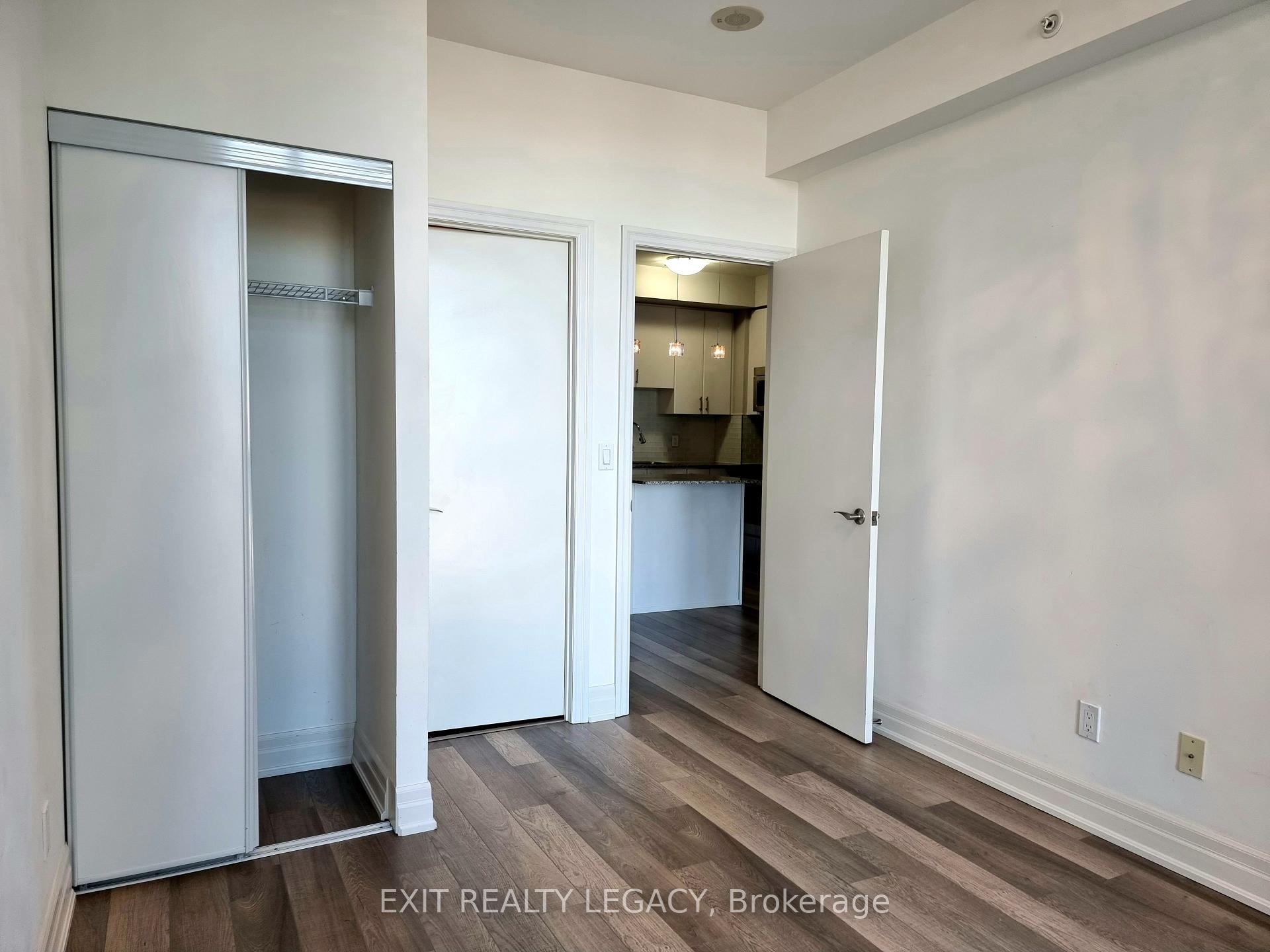 Photo 13 of Unit 808, 2900 Highway 7, Vaughan, Concord — HOMEH