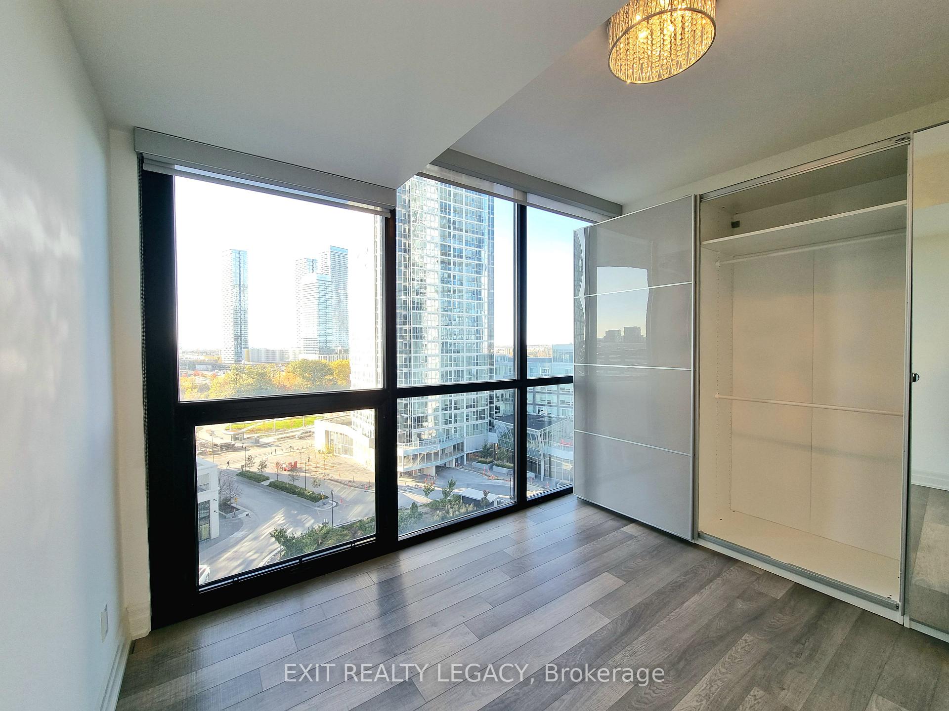 Photo 14 of Unit 808, 2900 Highway 7, Vaughan, Concord — HOMEH