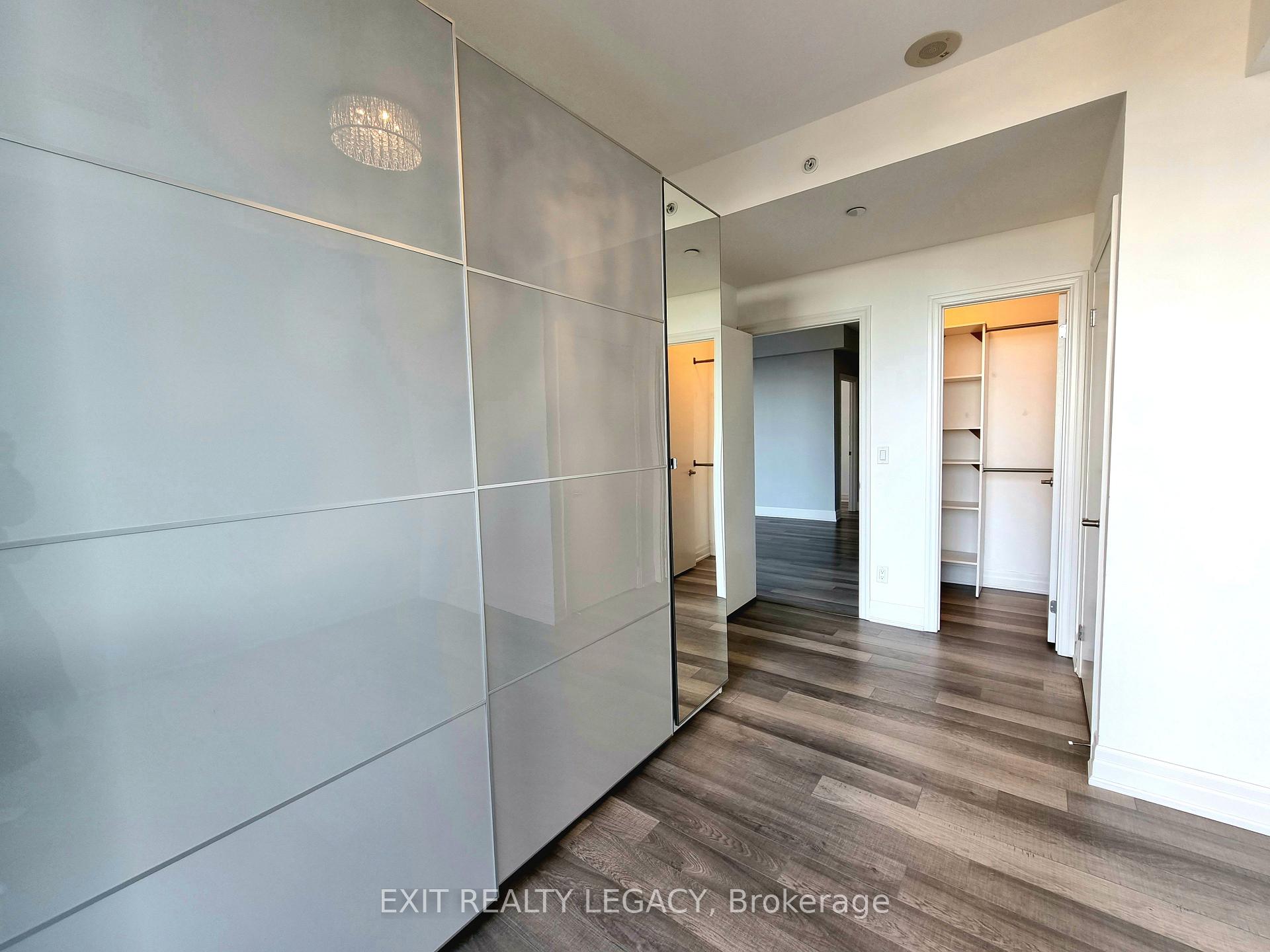 Photo 15 of Unit 808, 2900 Highway 7, Vaughan, Concord — HOMEH