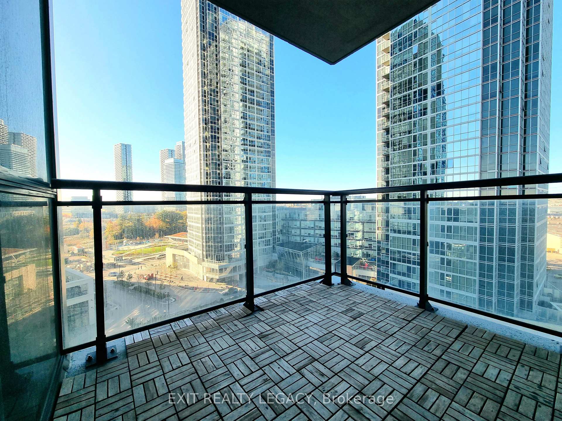 Photo 19 of Unit 808, 2900 Highway 7, Vaughan, Concord — HOMEH