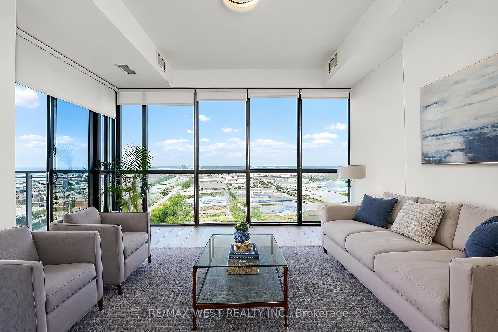 Photo 2 of Unit 3007, 2916 Highway 7 Road, Vaughan, Concord — HOMEH