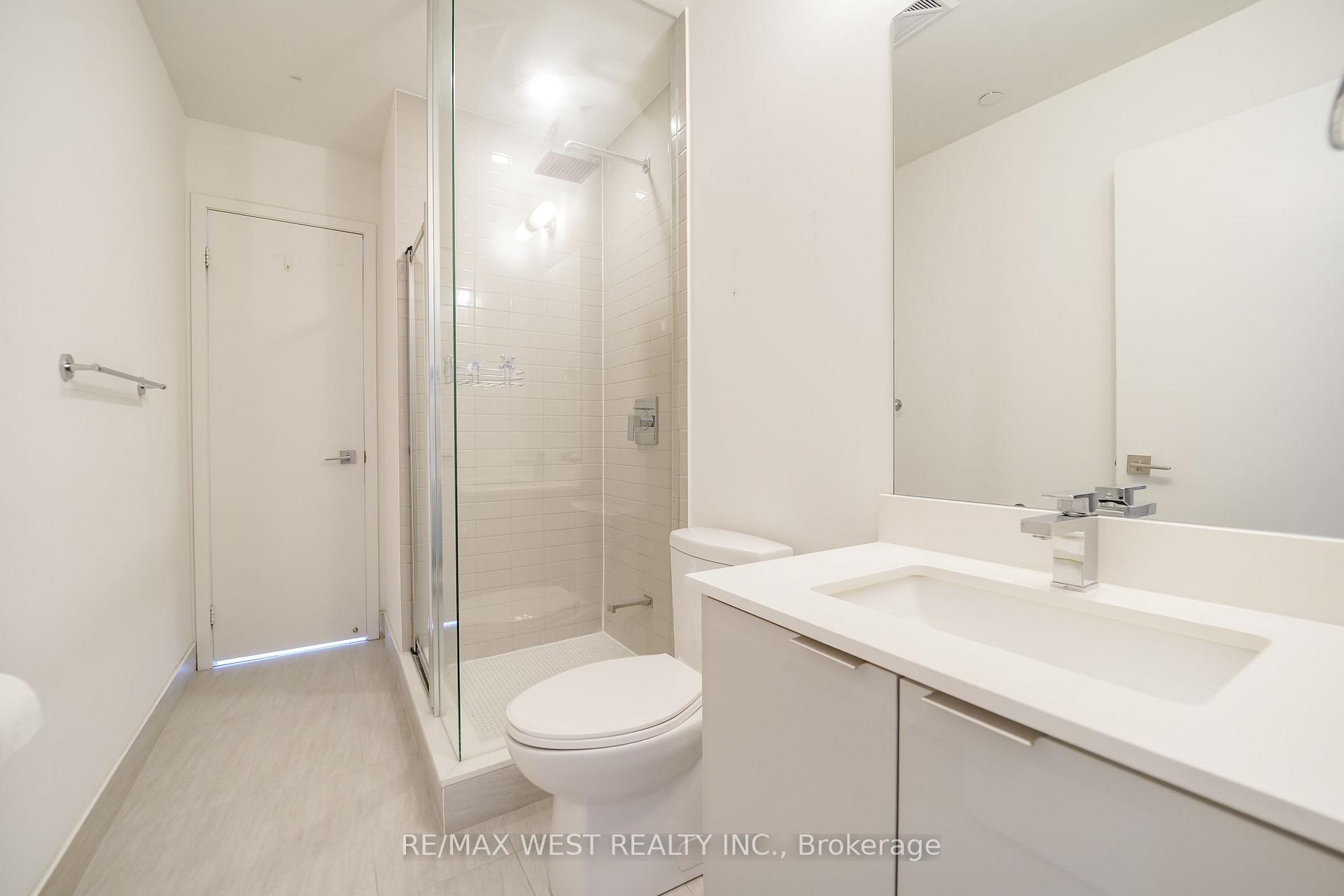Photo 5 of Unit 3007, 2916 Highway 7 Road, Vaughan, Concord — HOMEH