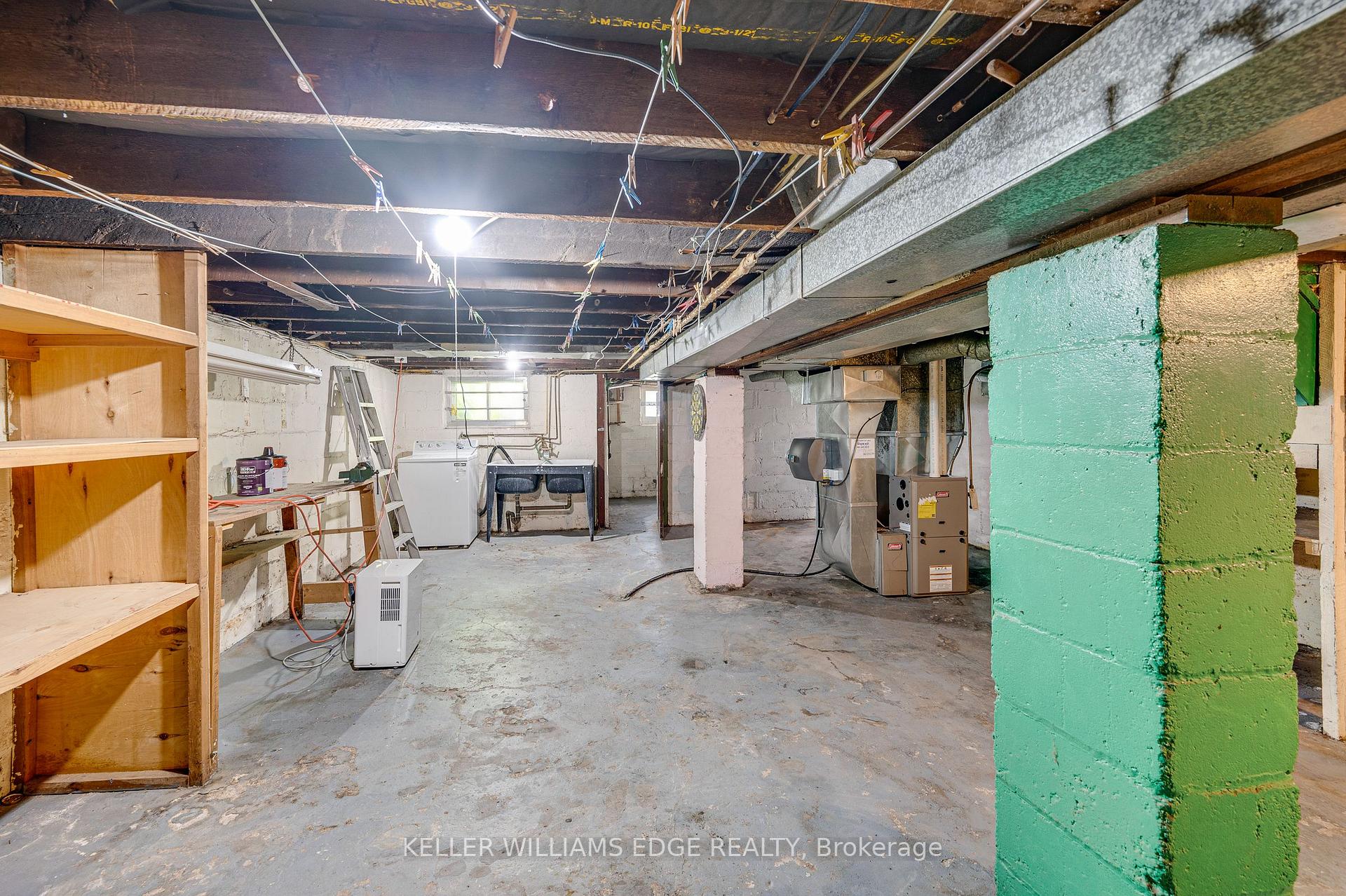 Photo 26 of 204 Rosslyn Avenue S, Hamilton, Delta — HOMEH