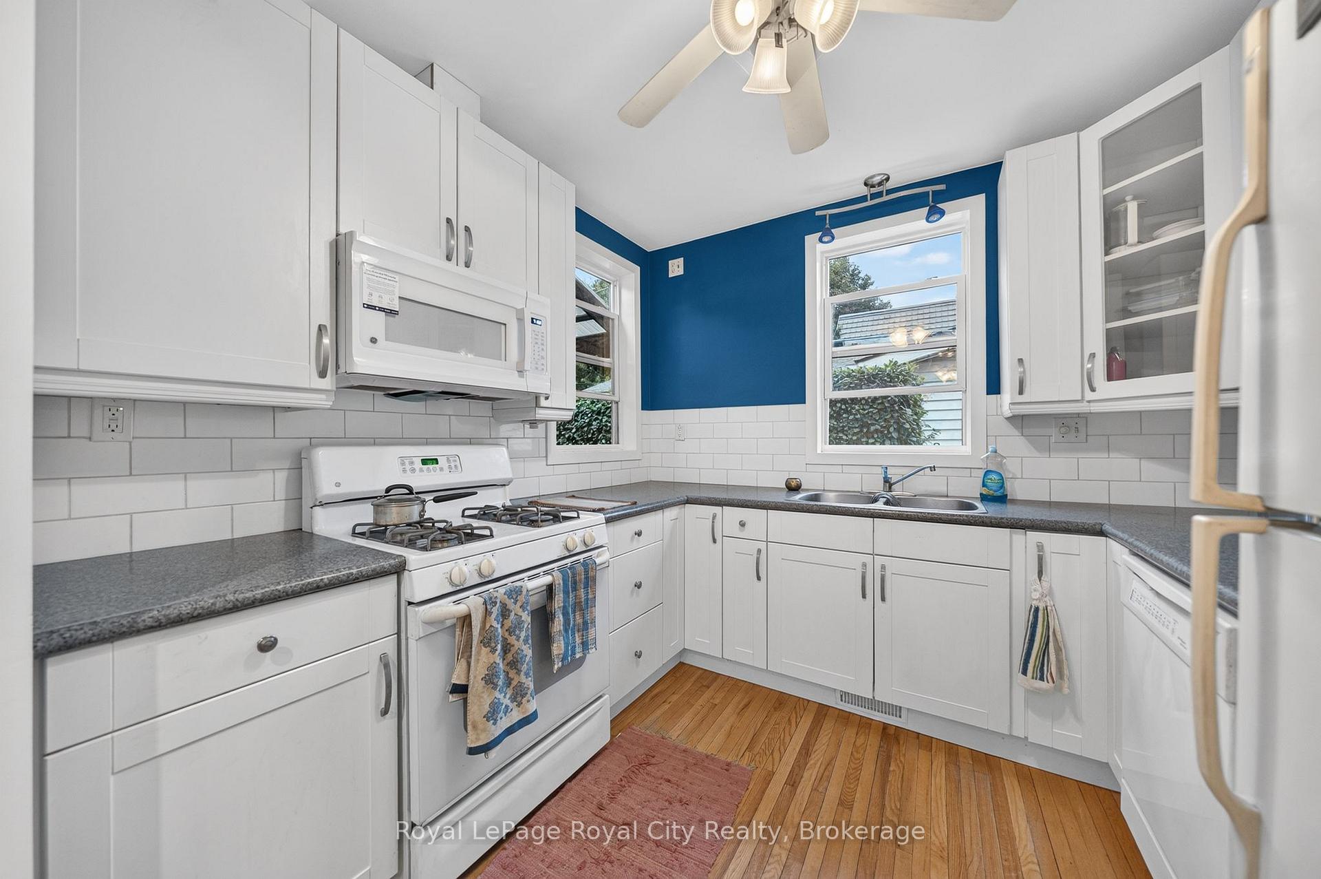 Photo 20 of 19 Walter Street, Guelph, St. Patrick's Ward — HOMEH