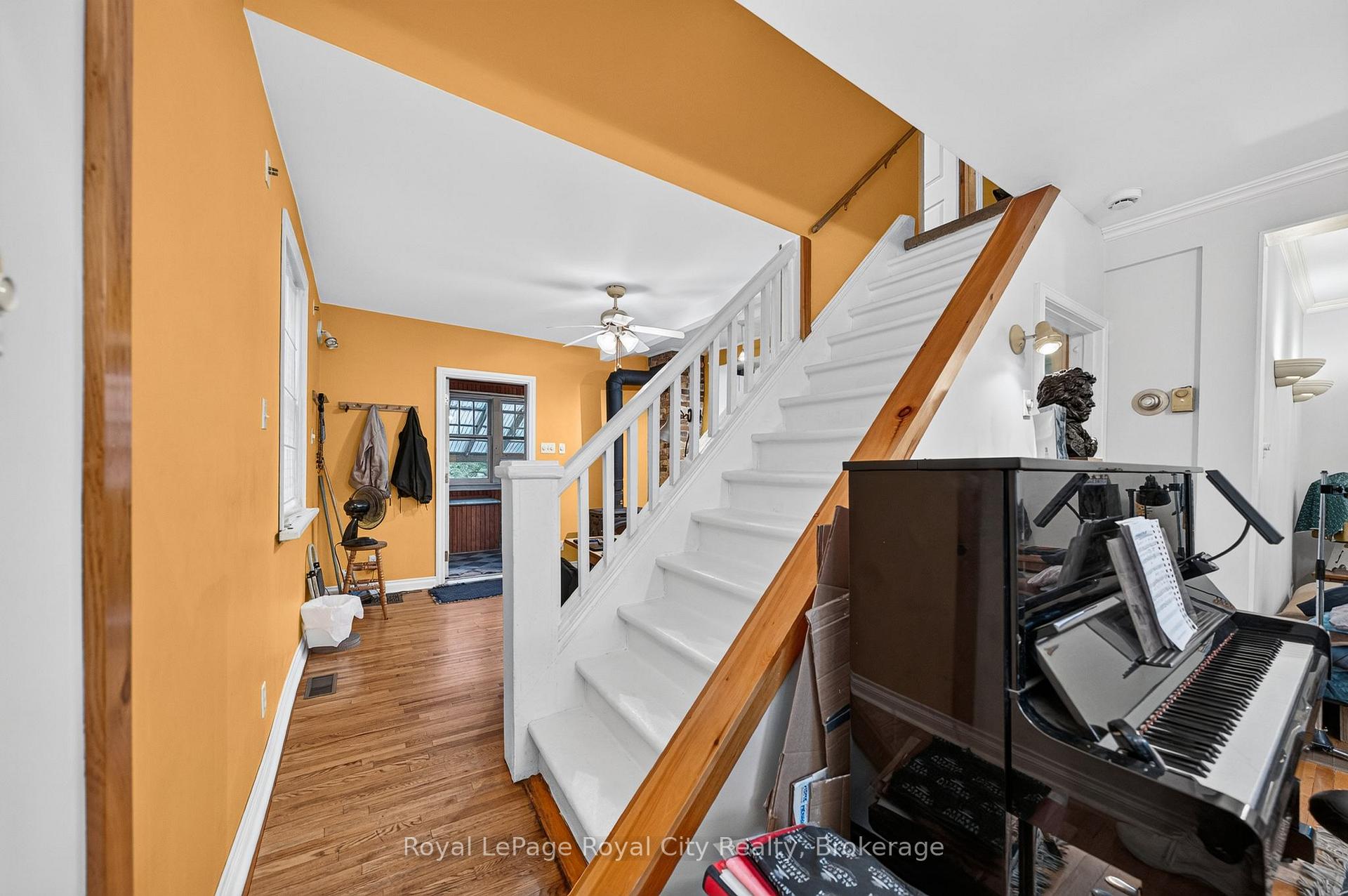 Photo 30 of 19 Walter Street, Guelph, St. Patrick's Ward — HOMEH