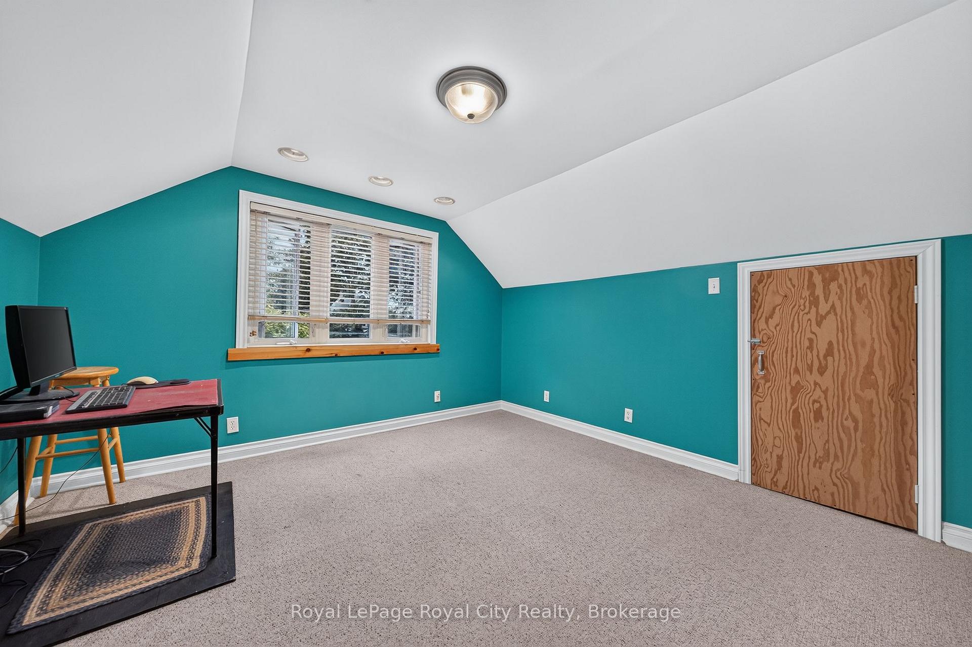 Photo 35 of 19 Walter Street, Guelph, St. Patrick's Ward — HOMEH