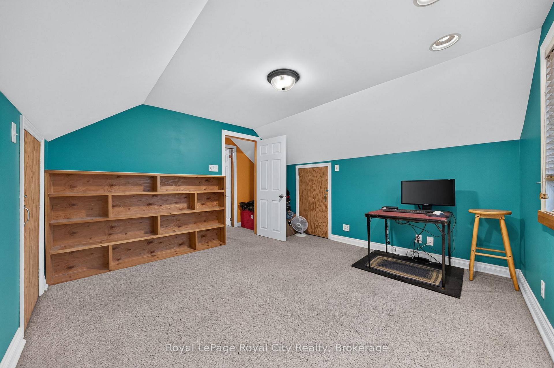 Photo 36 of 19 Walter Street, Guelph, St. Patrick's Ward — HOMEH