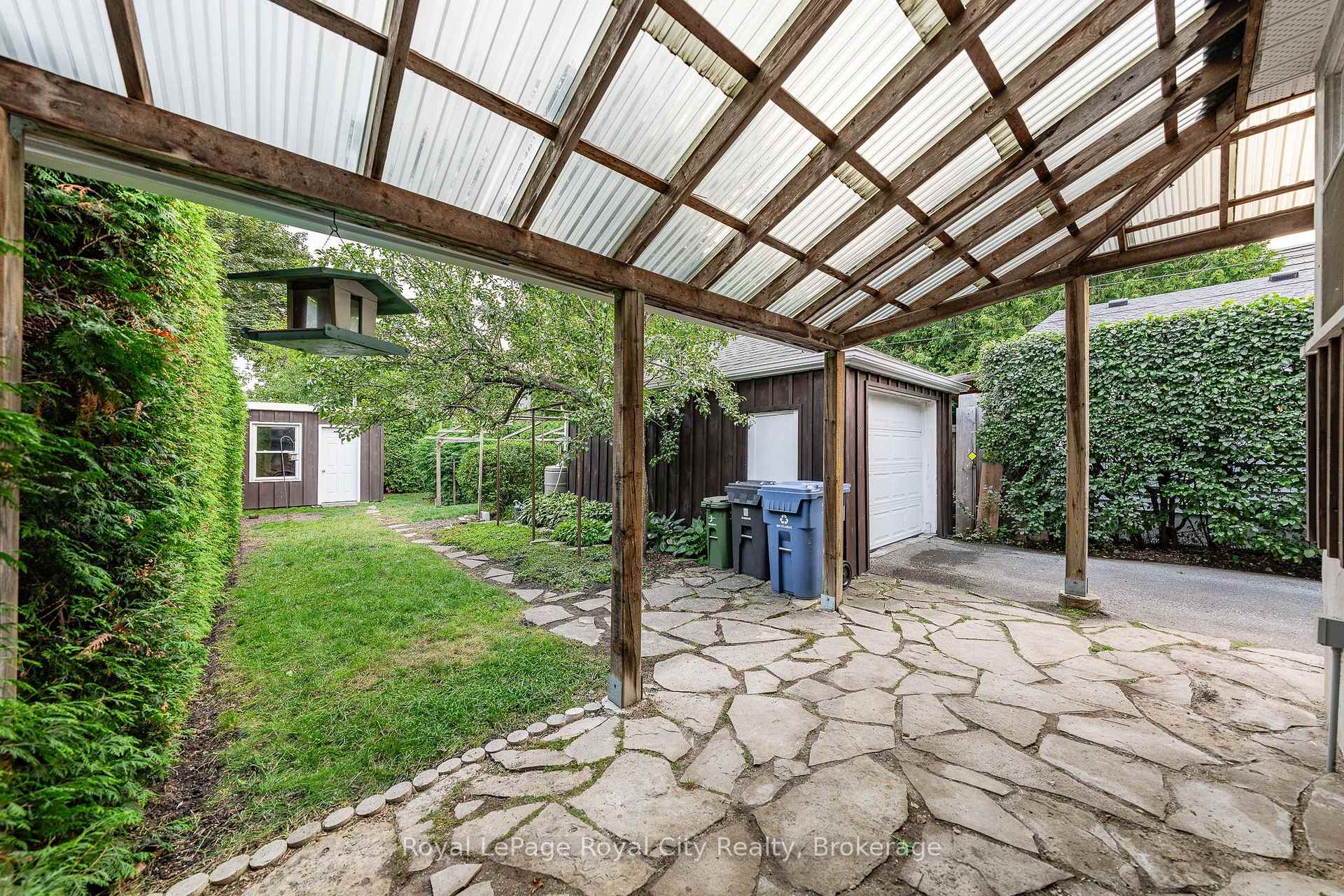 Photo 41 of 19 Walter Street, Guelph, St. Patrick's Ward — HOMEH