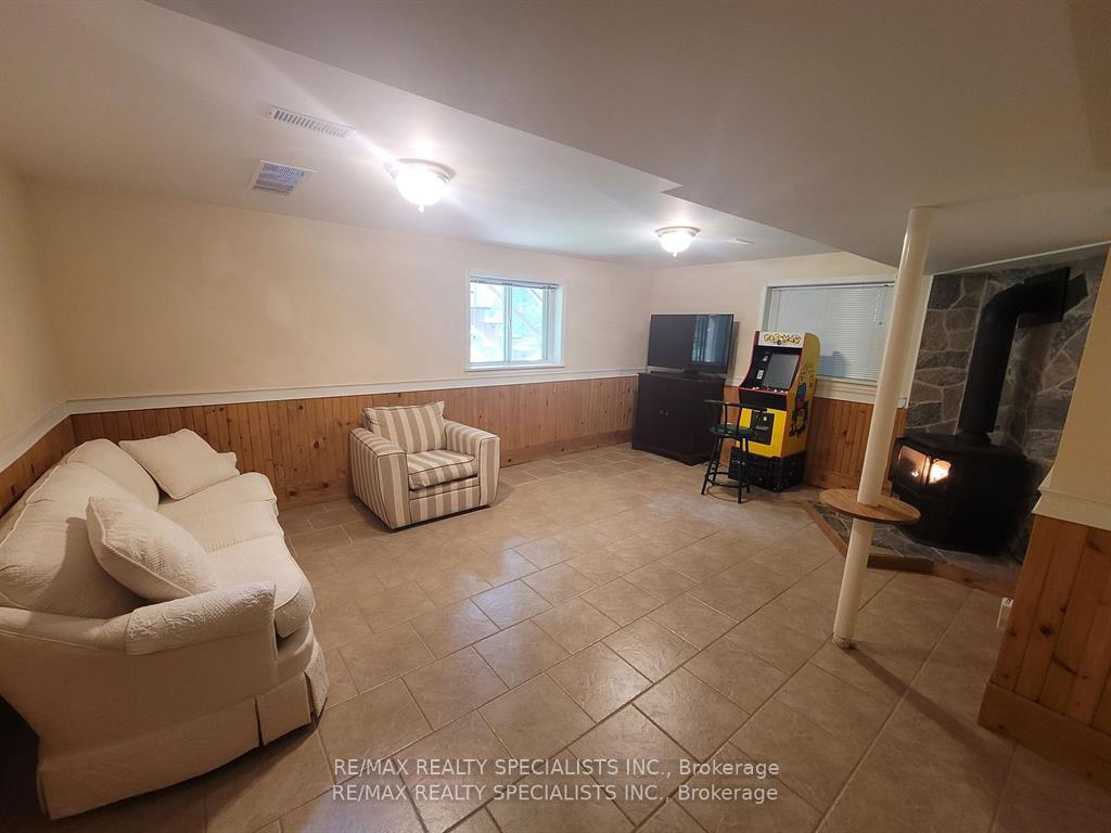 Photo 22 of 7464 Ash Crescent, Severn, Washago — HOMEH