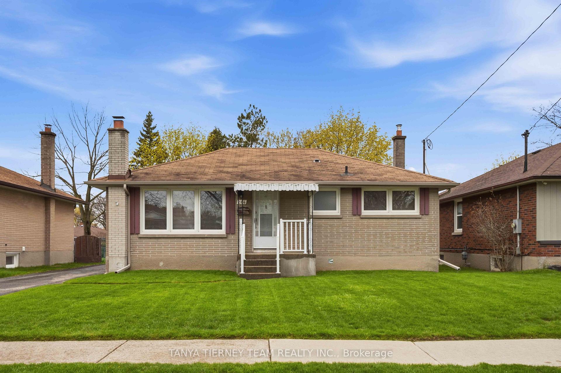 Photo 2 of 264 Baldwin Street, Oshawa, Donevan — HOMEH