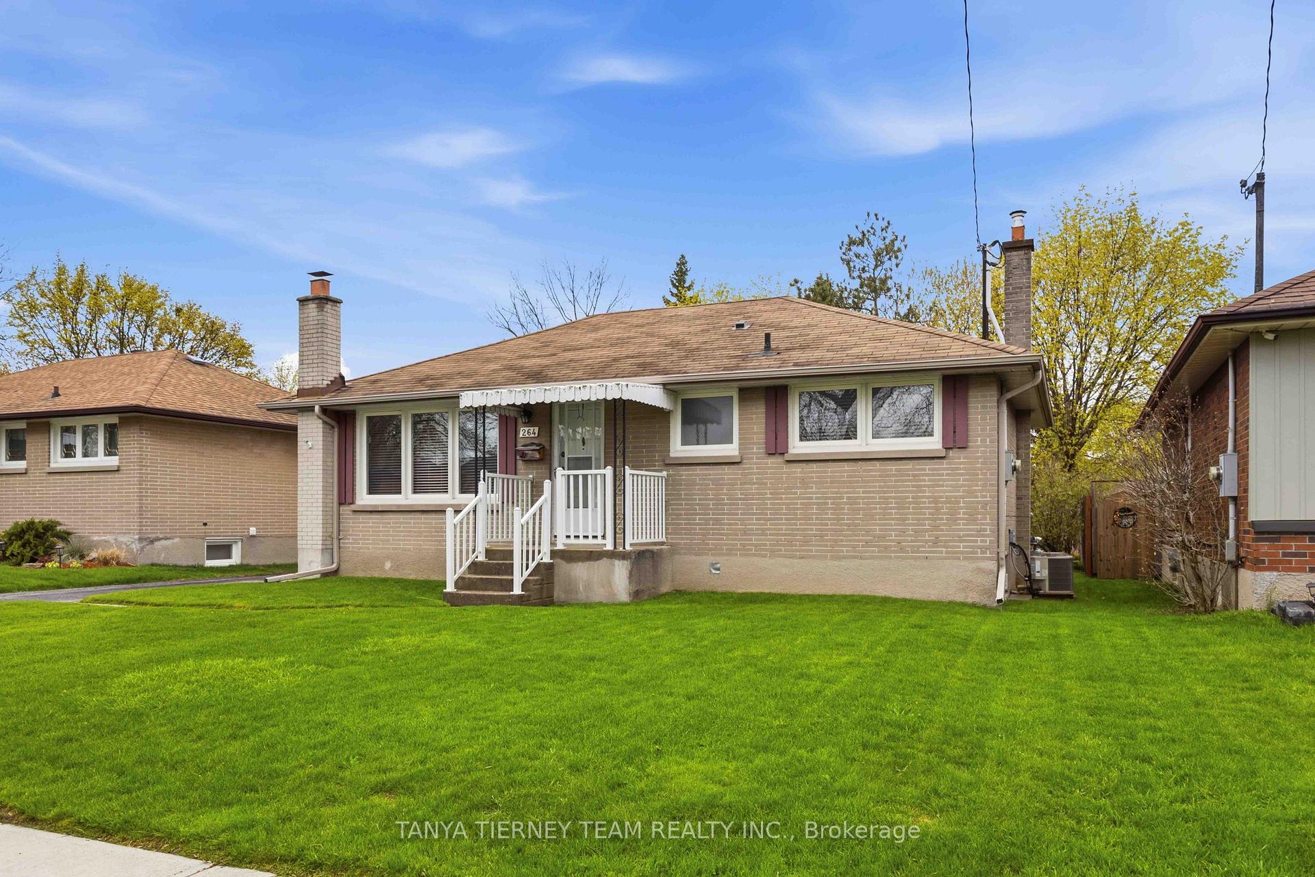Photo 3 of 264 Baldwin Street, Oshawa, Donevan — HOMEH