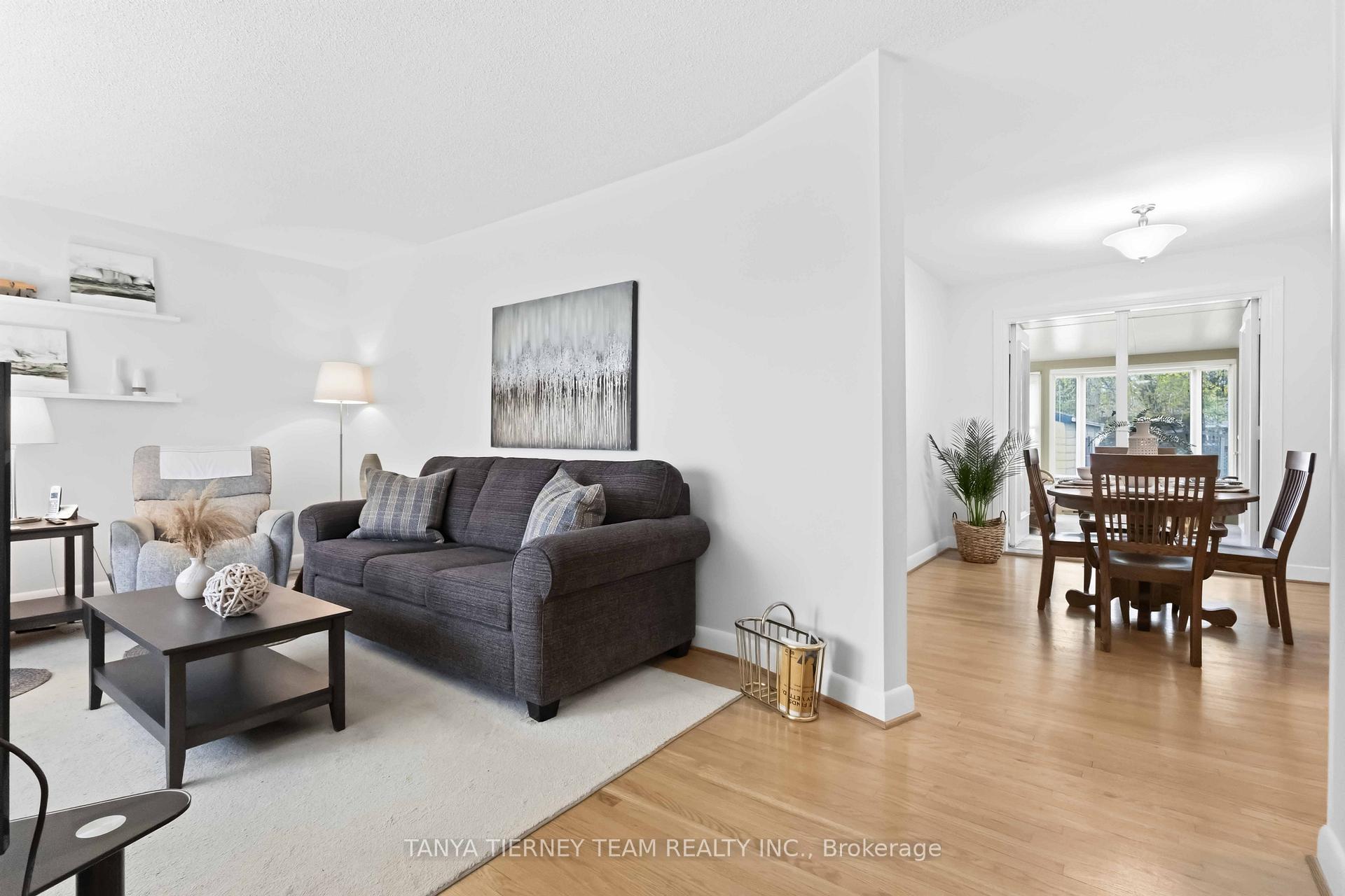 Photo 6 of 264 Baldwin Street, Oshawa, Donevan — HOMEH
