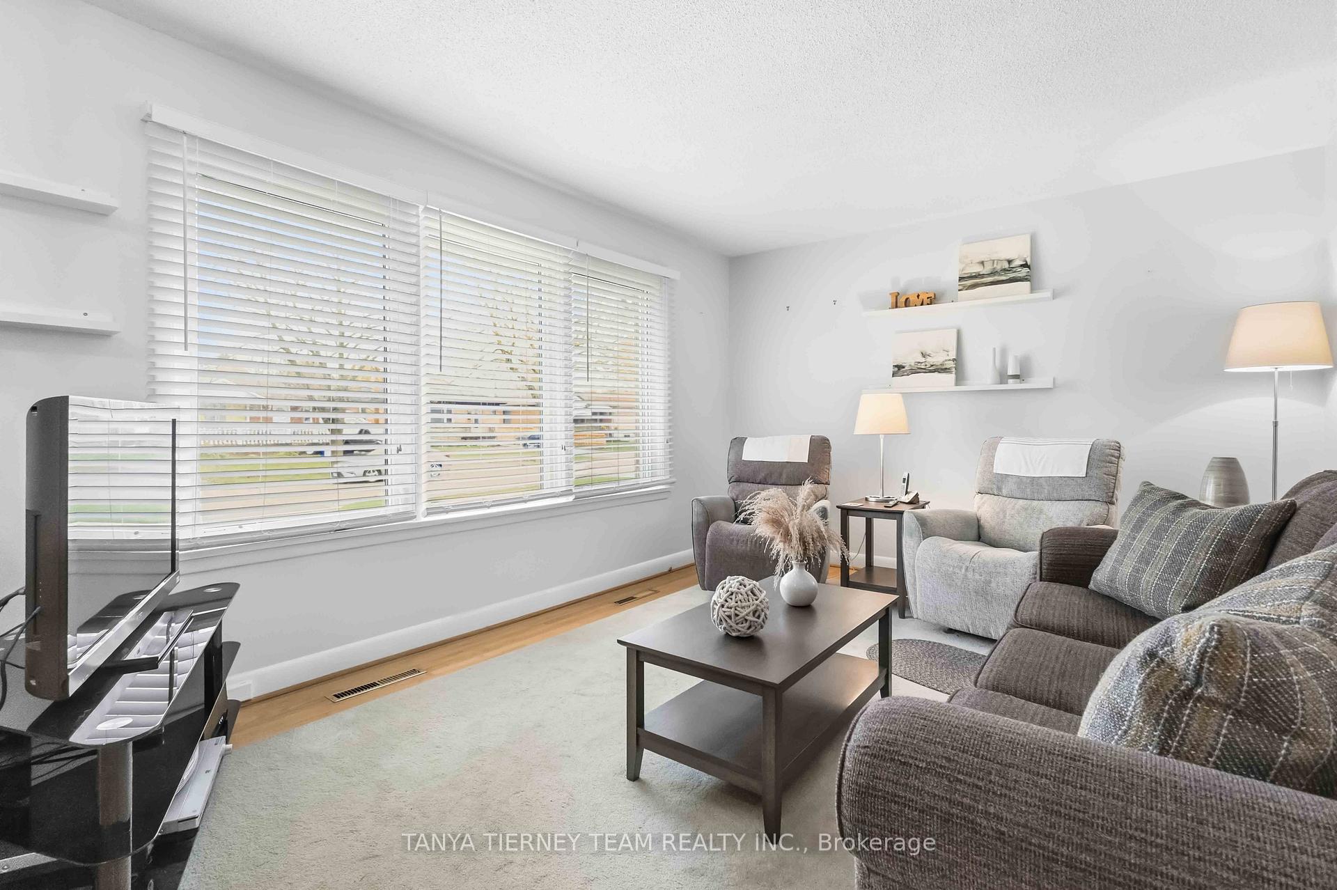 Photo 8 of 264 Baldwin Street, Oshawa, Donevan — HOMEH