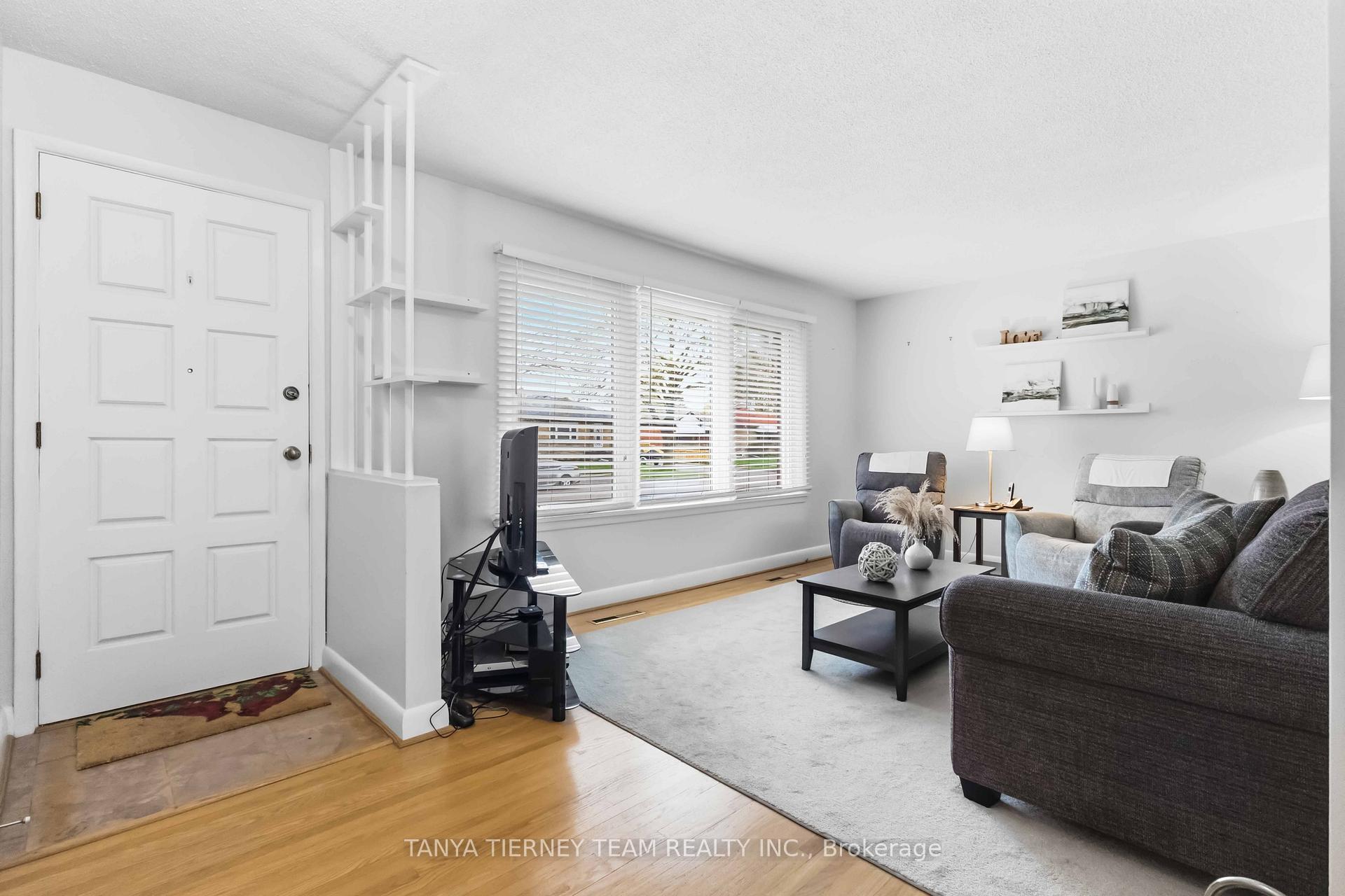 Photo 9 of 264 Baldwin Street, Oshawa, Donevan — HOMEH