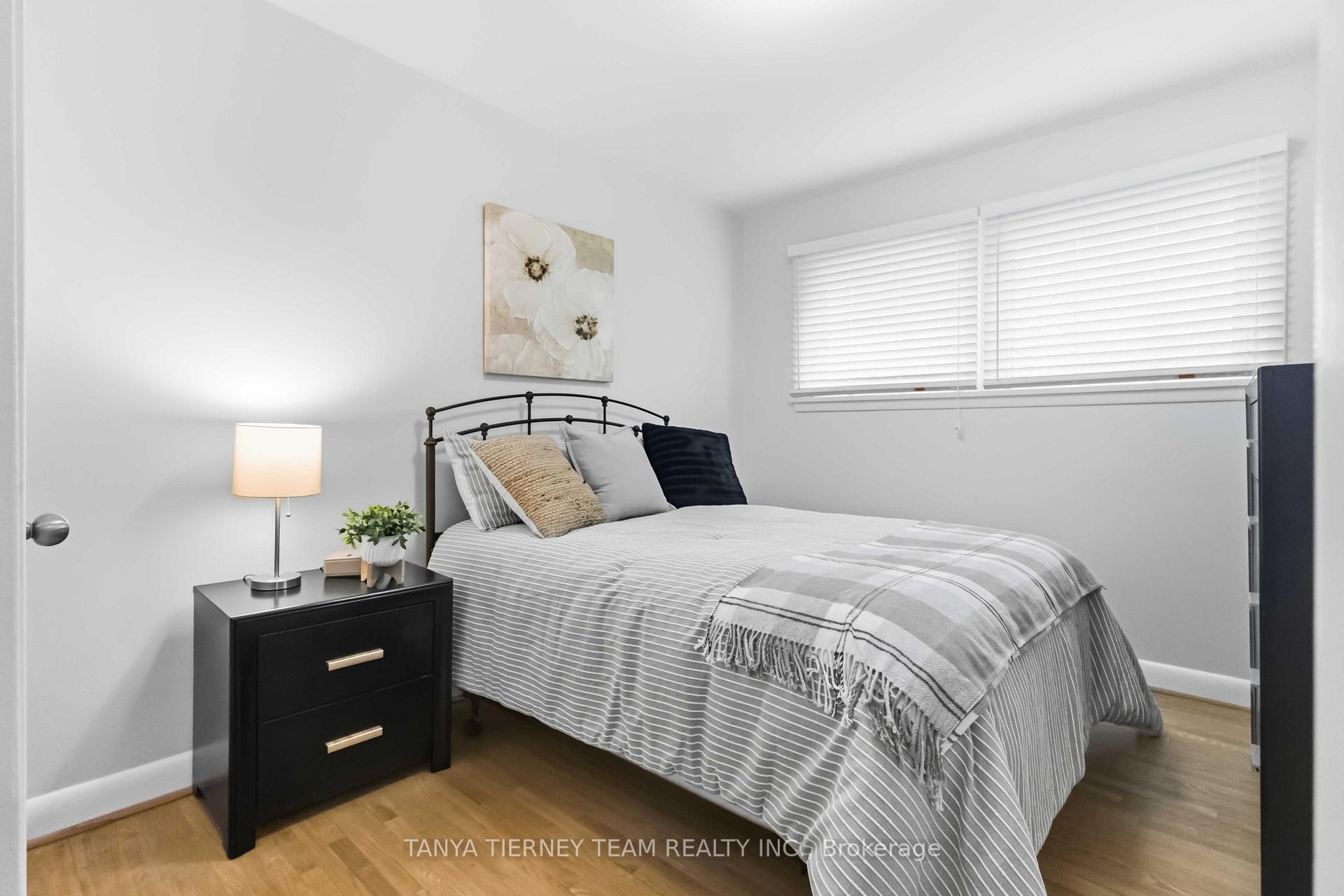 Photo 26 of 264 Baldwin Street, Oshawa, Donevan — HOMEH